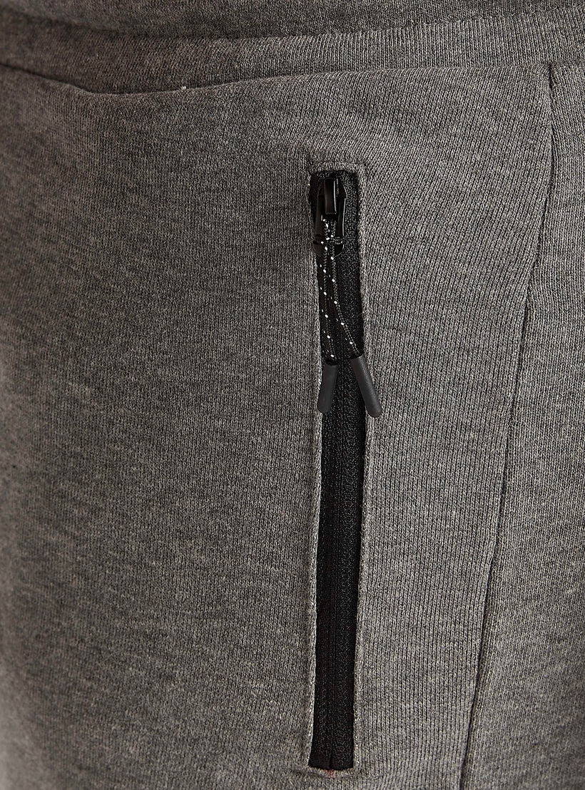 بنطلون رياضي سادة بجيوب بسحاب-men-clothing-bottoms-joggers-image-2