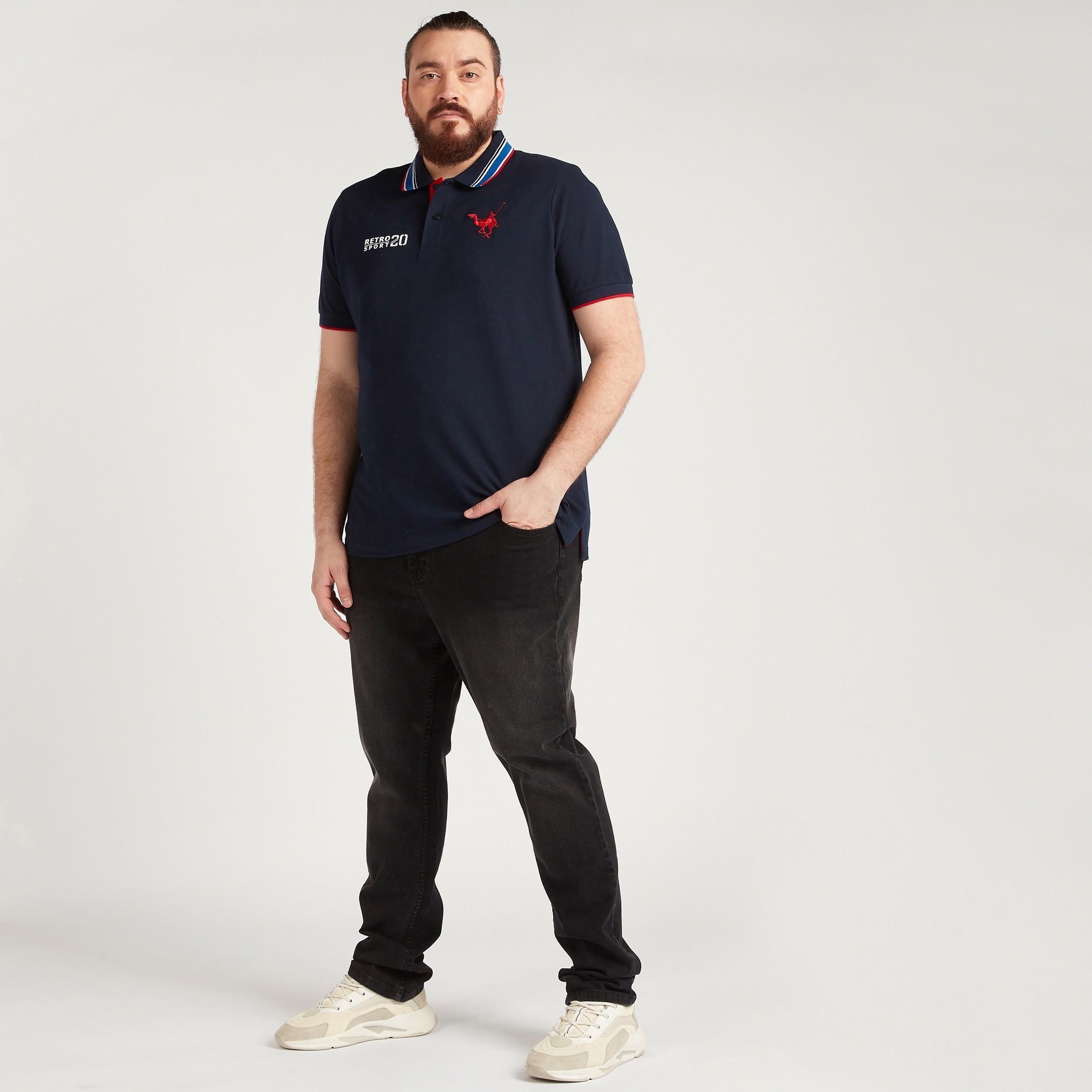 بنطلون جينز دنيم سادة بزر إغلاق وخصر متوسّط الارتفاع-men-clothing-bottoms-jeans-image-3