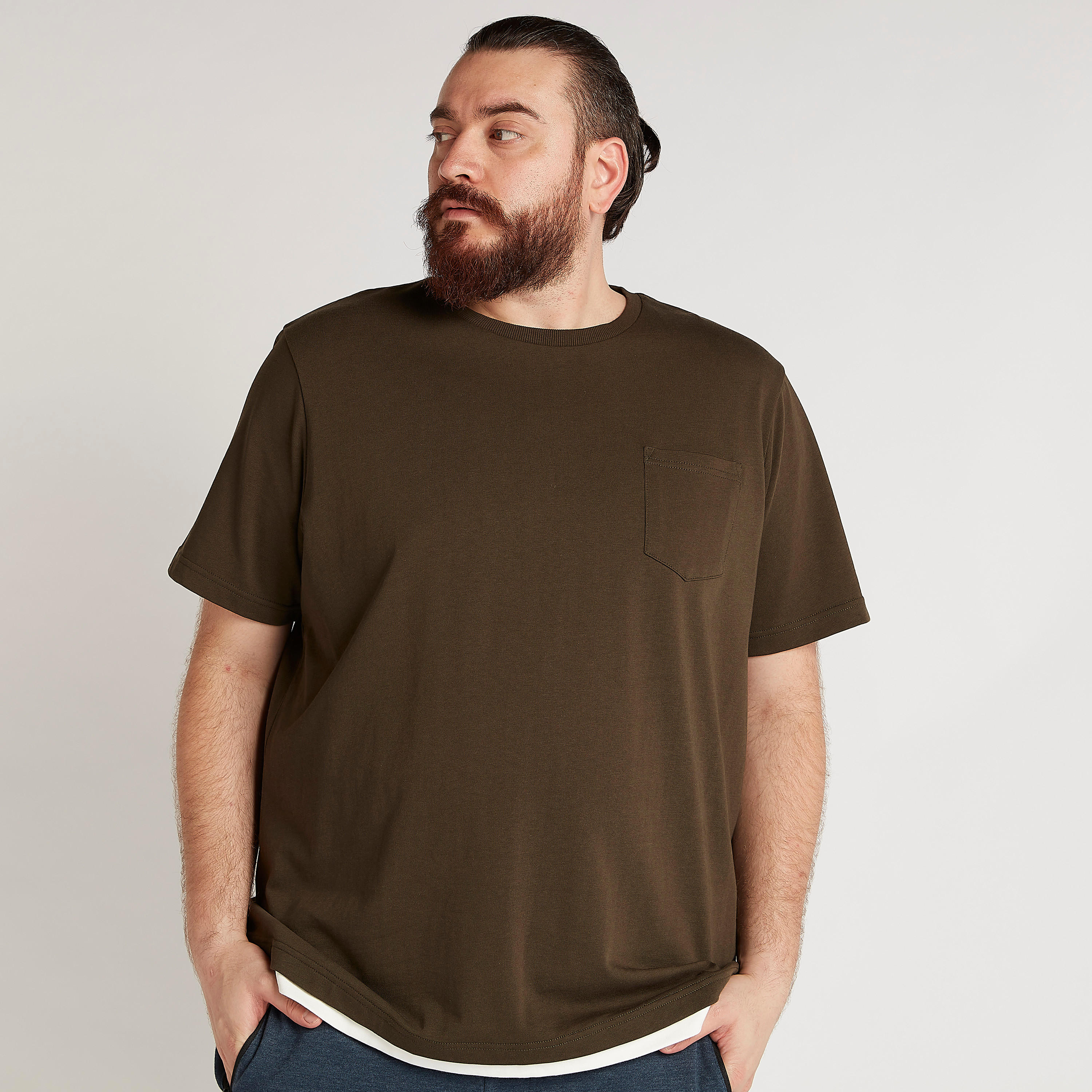 Solid T-shirt with Short Sleeves and Patch Pocket-men-clothing-tshirtsandpolos-tshirts-image-1