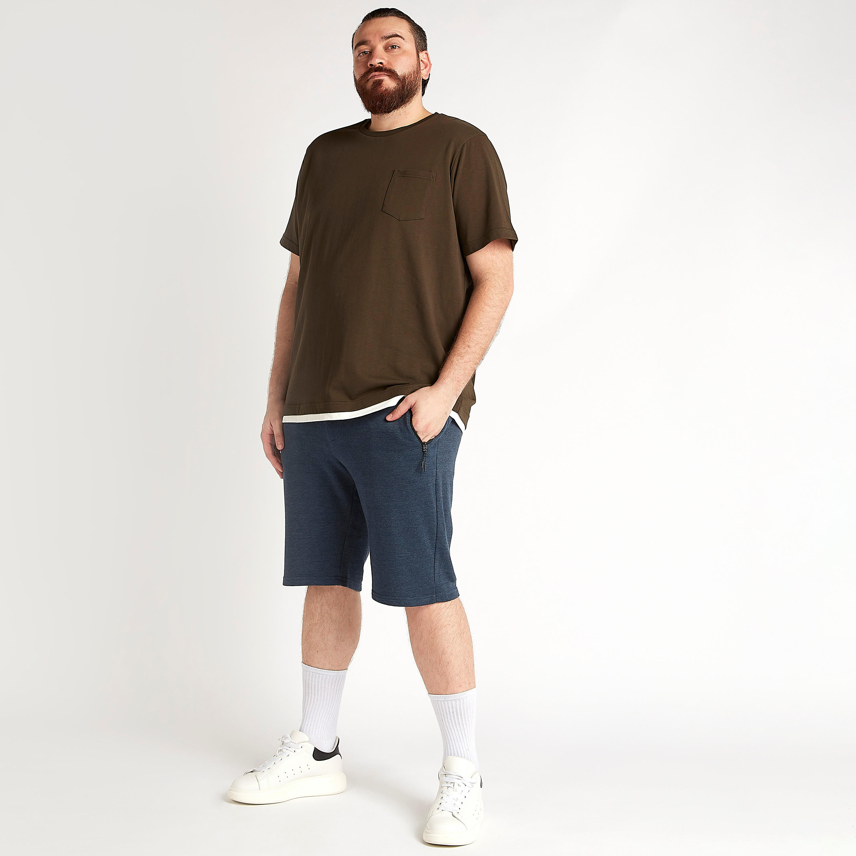 Solid T-shirt with Short Sleeves and Patch Pocket-men-clothing-tshirtsandpolos-tshirts-image-2