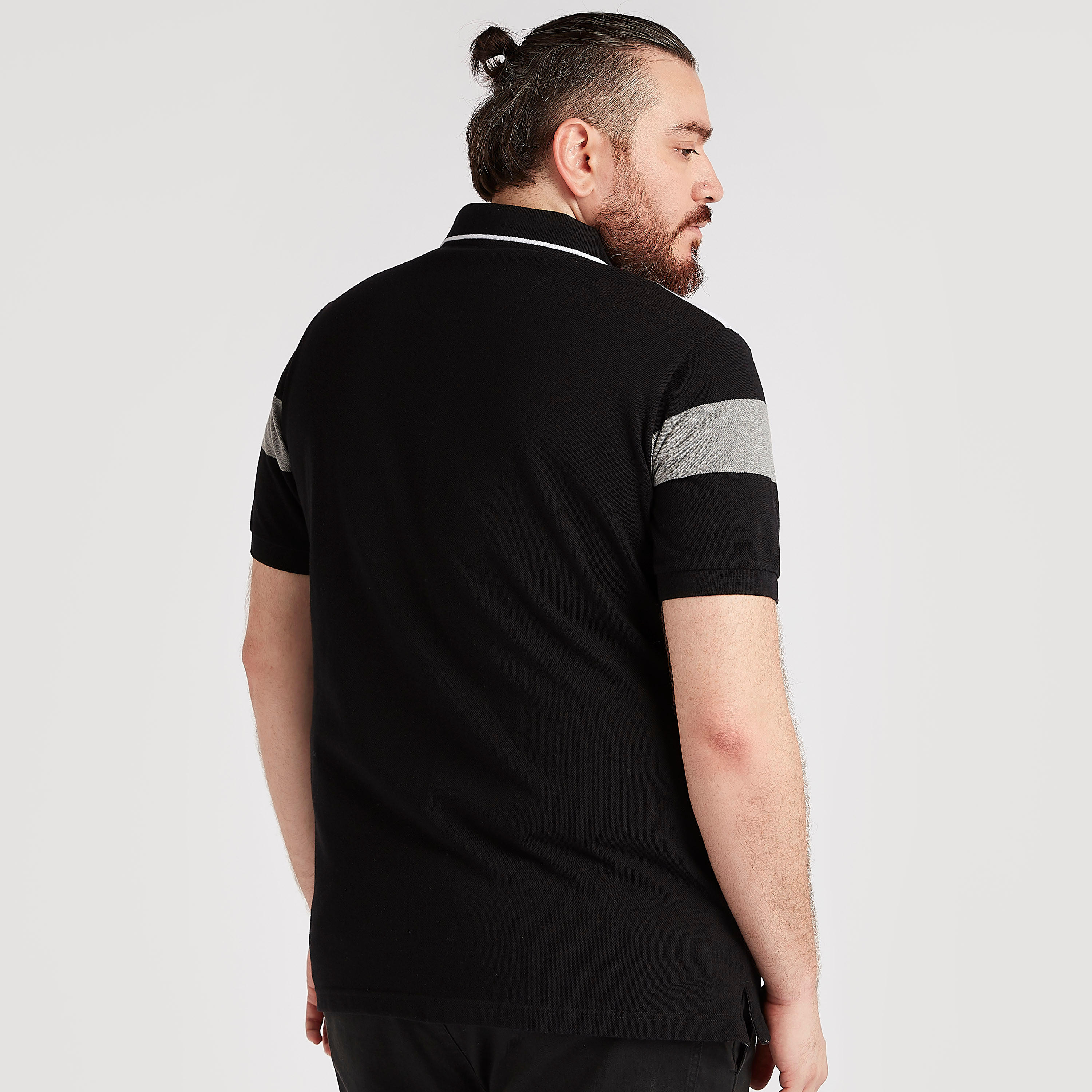 تيشيرت بولو مطرز بأكمام قصيرة-men-clothing-tshirtsandpolos-polos-image-5