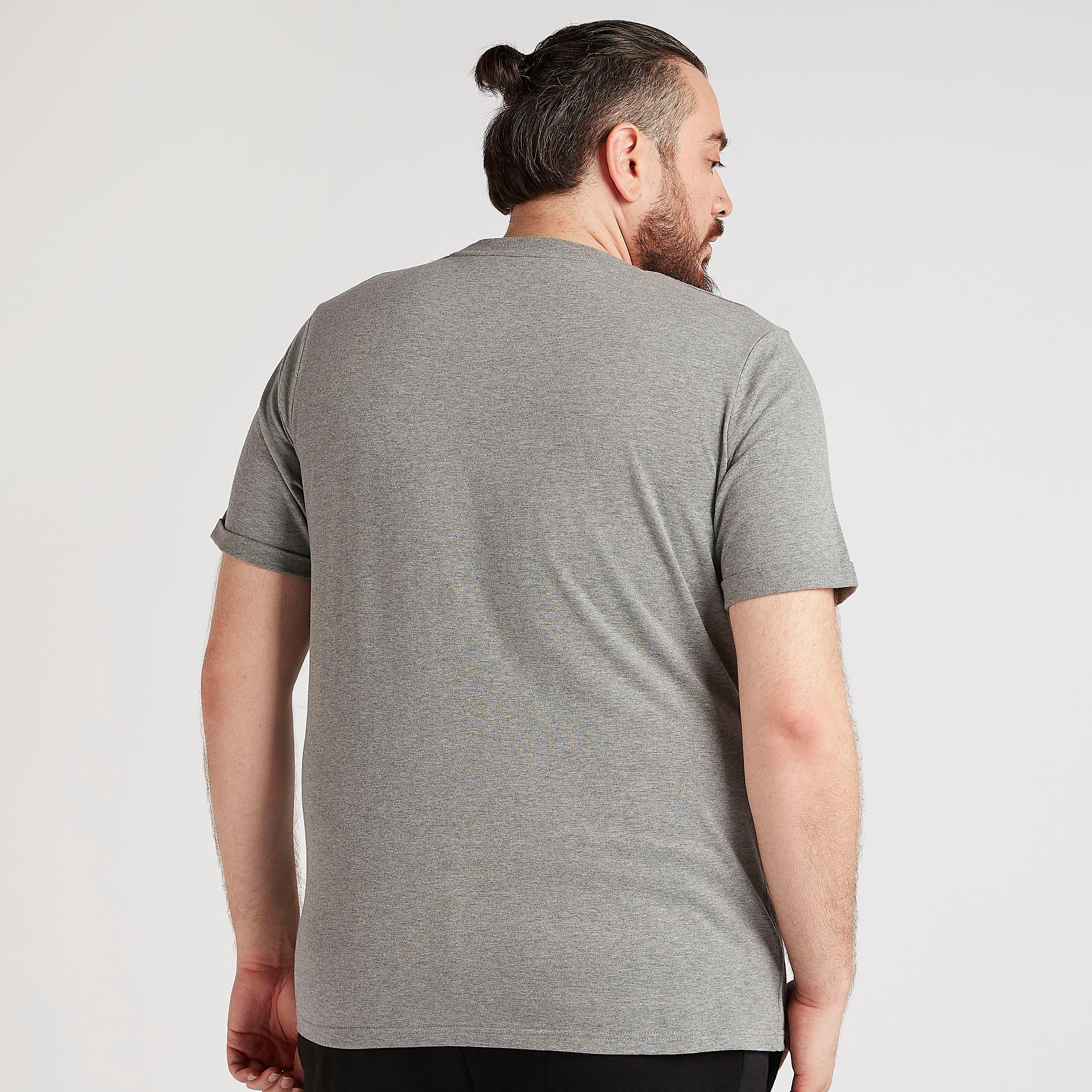 تيشيرت بياقة ضيّقة وأكمام قصيرة وطبعات-men-clothing-tshirtsandpolos-tshirts-image-1
