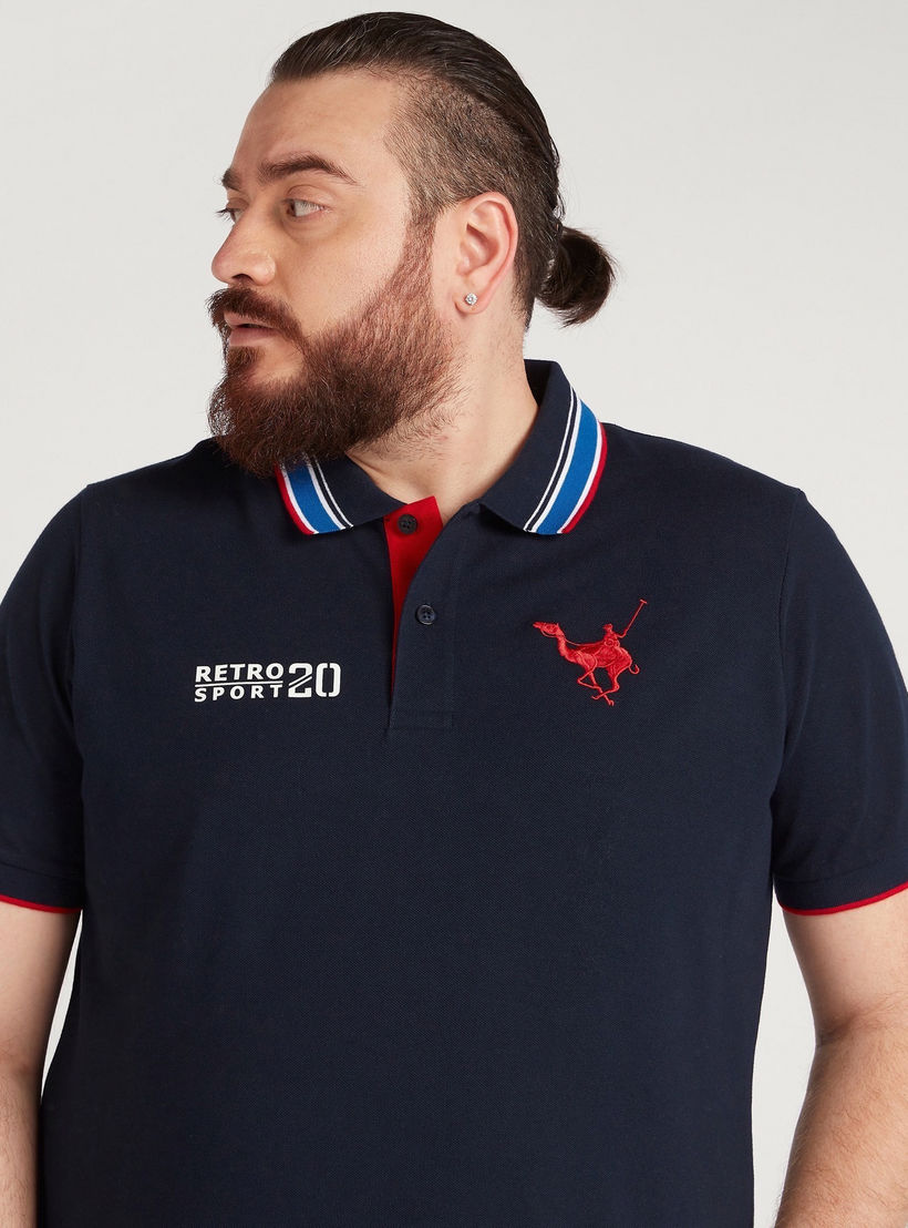 تيشيرت بولو مطرّز بياقة مقلّمة-men-clothing-tshirtsandpolos-polos-image-3