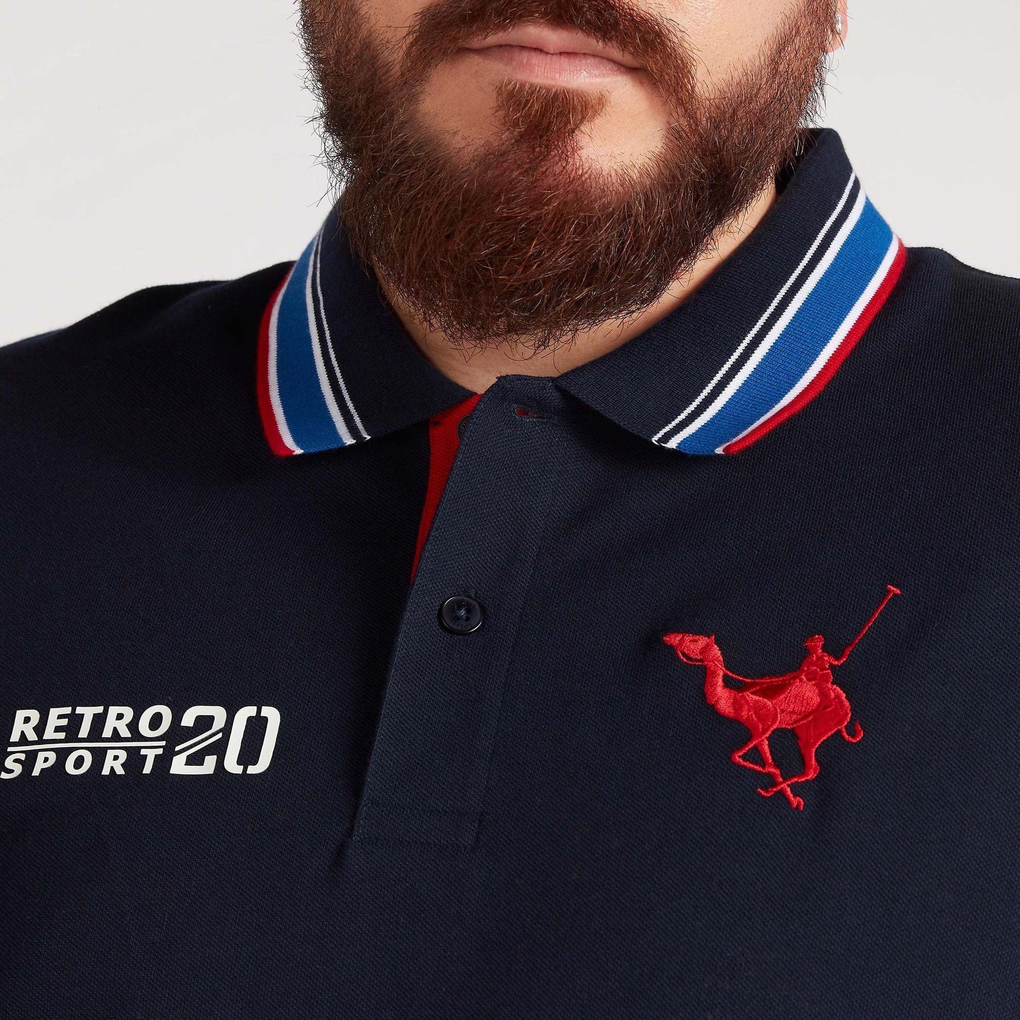 تيشيرت بولو مطرّز بياقة مقلّمة-men-clothing-tshirtsandpolos-polos-image-1