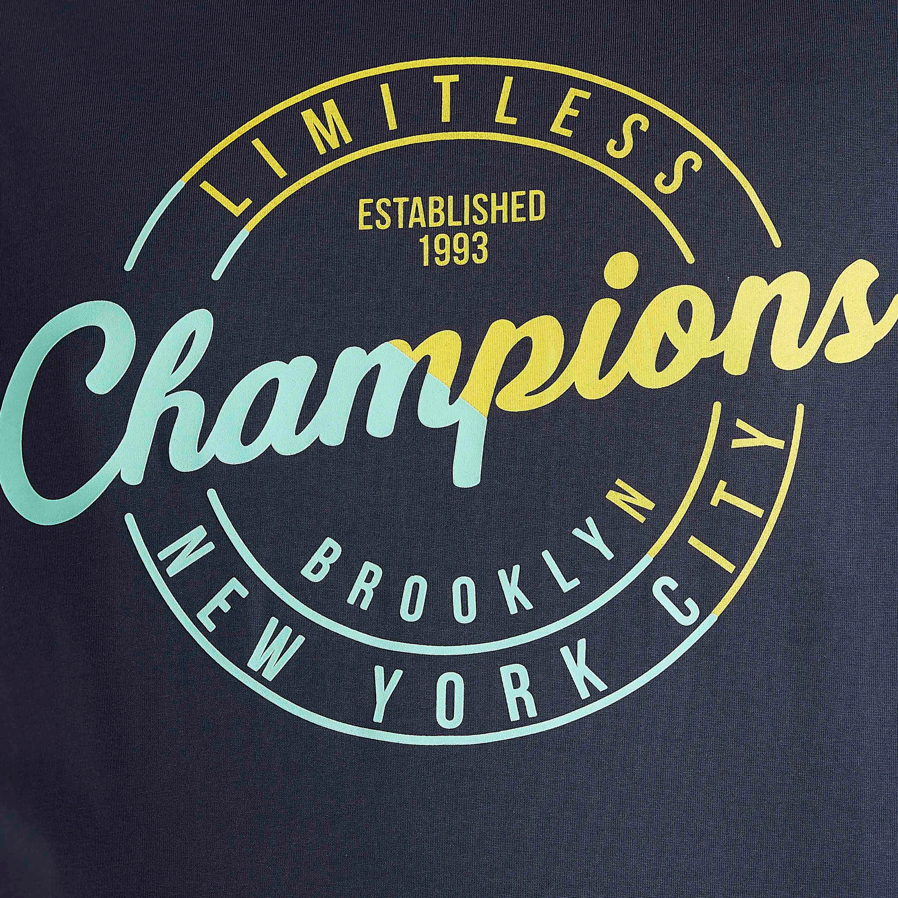 تيشيرت بياقة ضيّقة وأكمام قصيرة وطبعات-men-clothing-tshirtsandpolos-tshirts-image-3