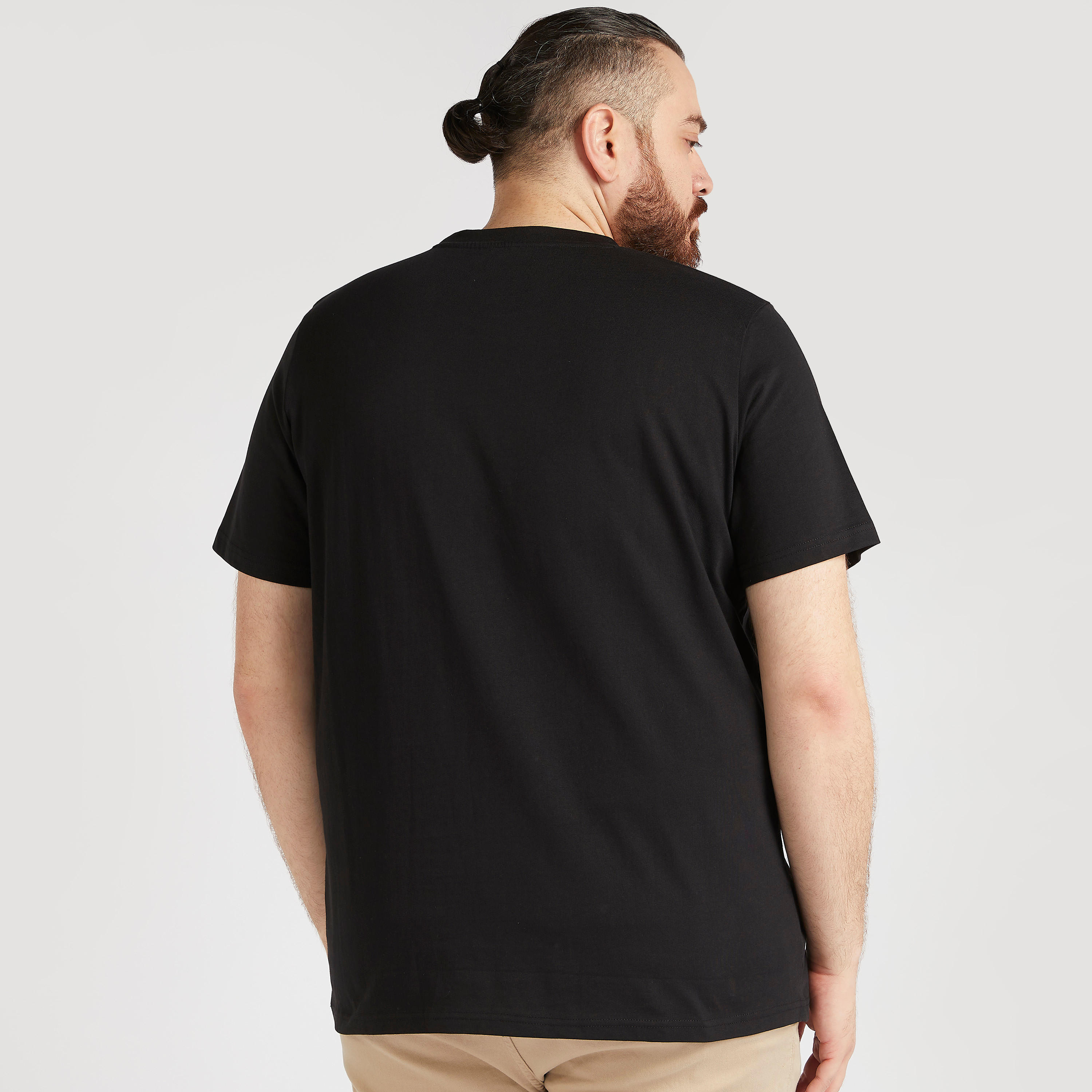 تيشيرت بياقة ضيّقة وأكمام قصيرة وطبعات-men-clothing-tshirtsandpolos-tshirts-image-1