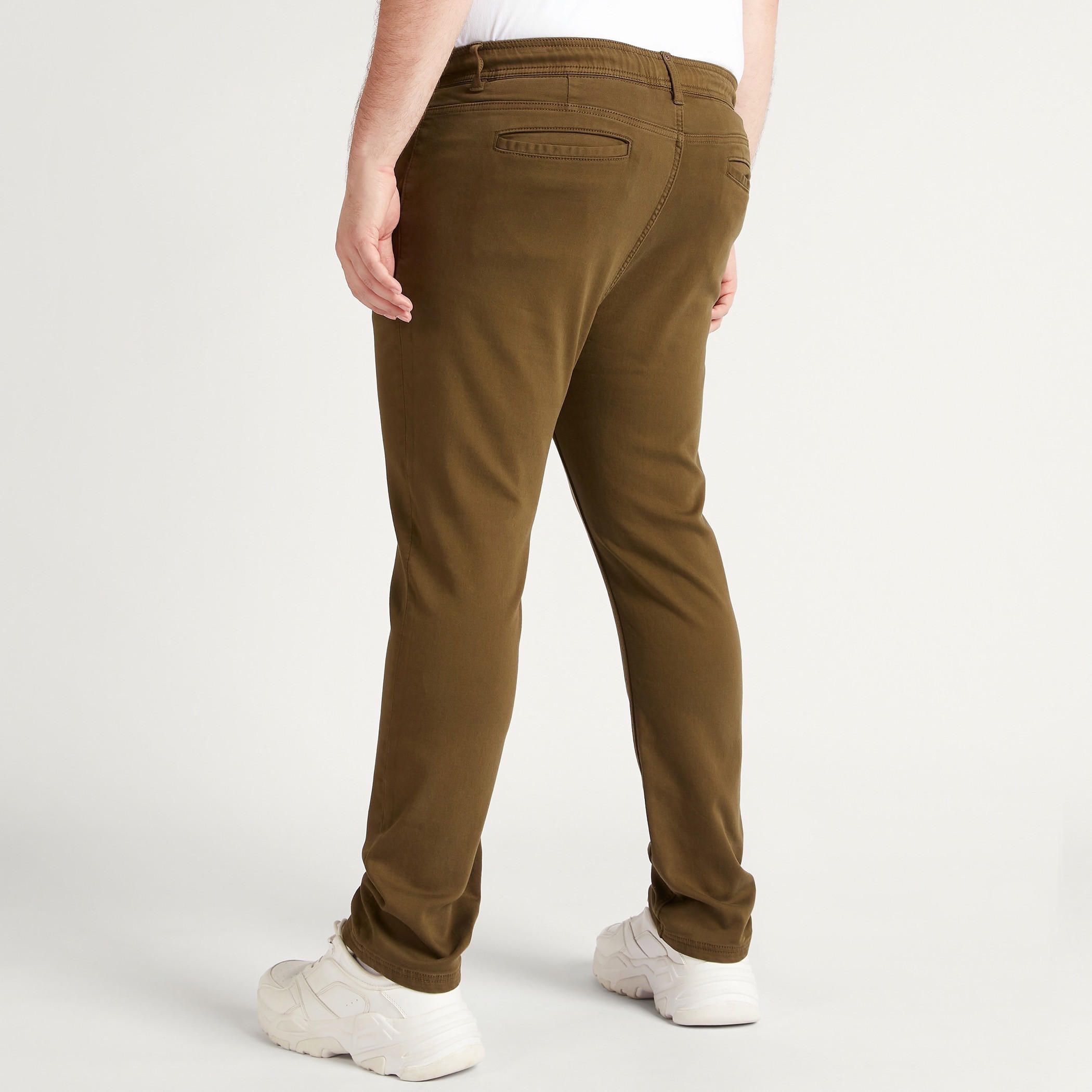 Solid Mid-Rise Pants with Pockets and Button Closure-men-clothing-bottoms-trousersandchinos-trousers-image-4