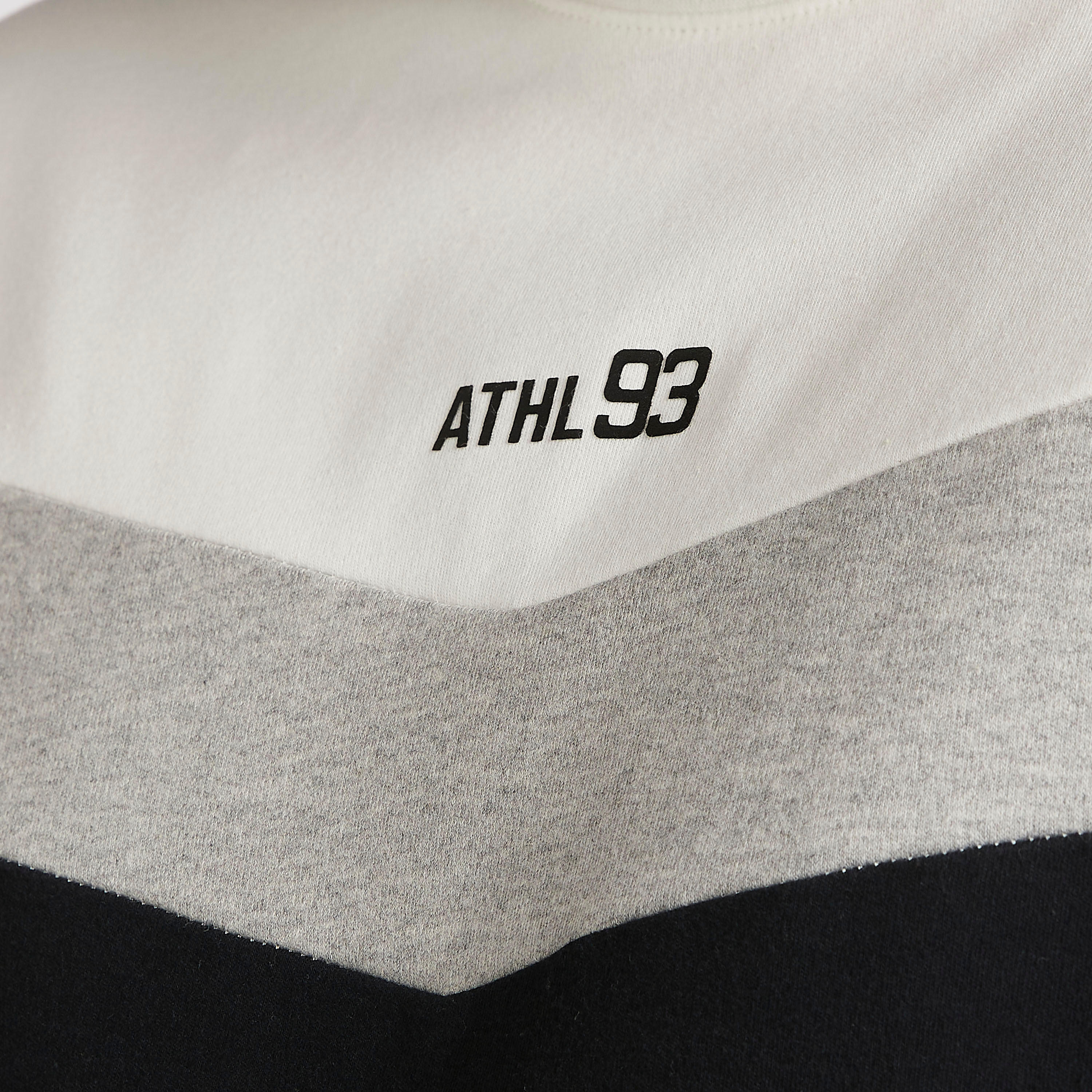 تيشيرت بتصاميم مغاير وأكمام قصيرة-men-clothing-tshirtsandpolos-tshirts-image-3
