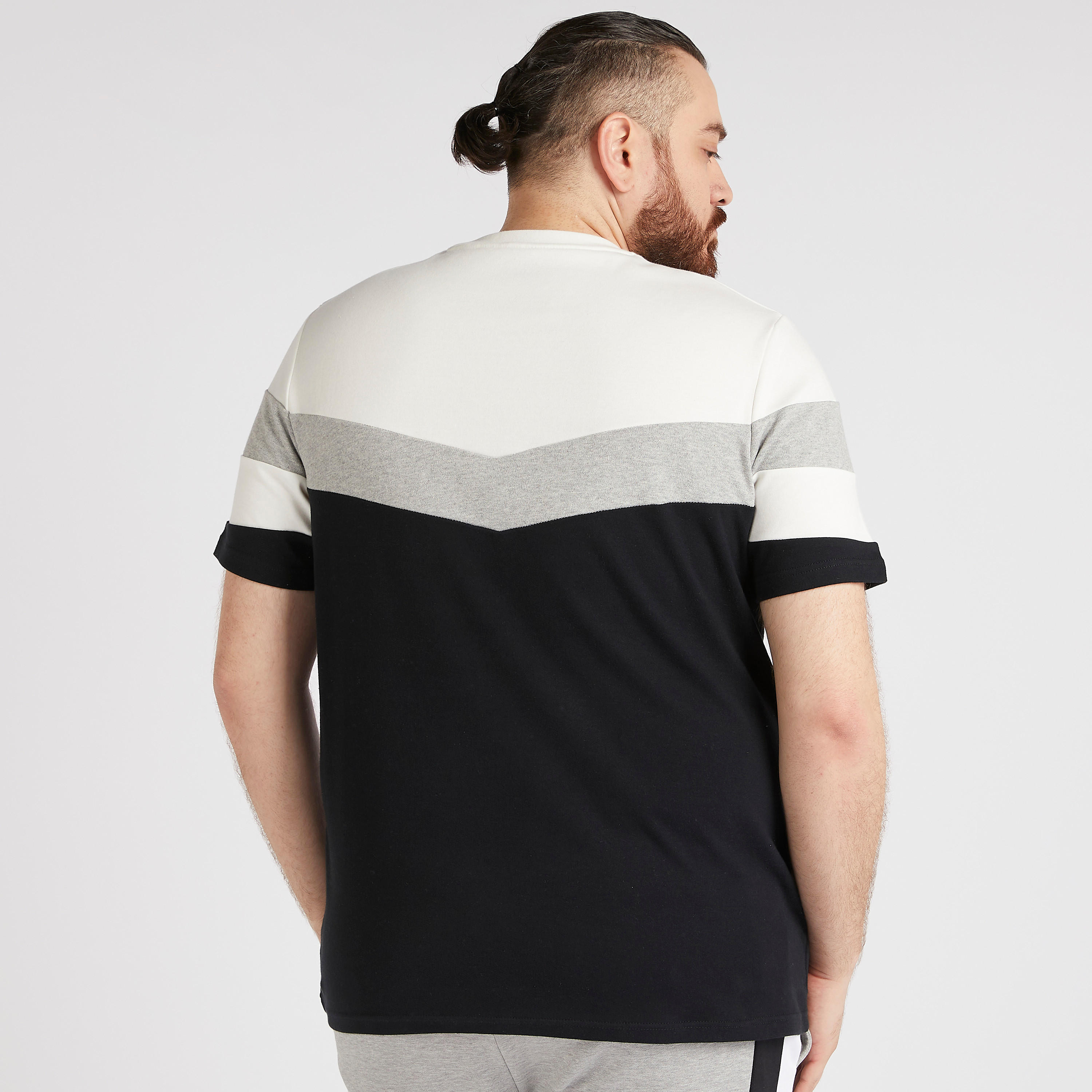 تيشيرت بتصاميم مغاير وأكمام قصيرة-men-clothing-tshirtsandpolos-tshirts-image-4