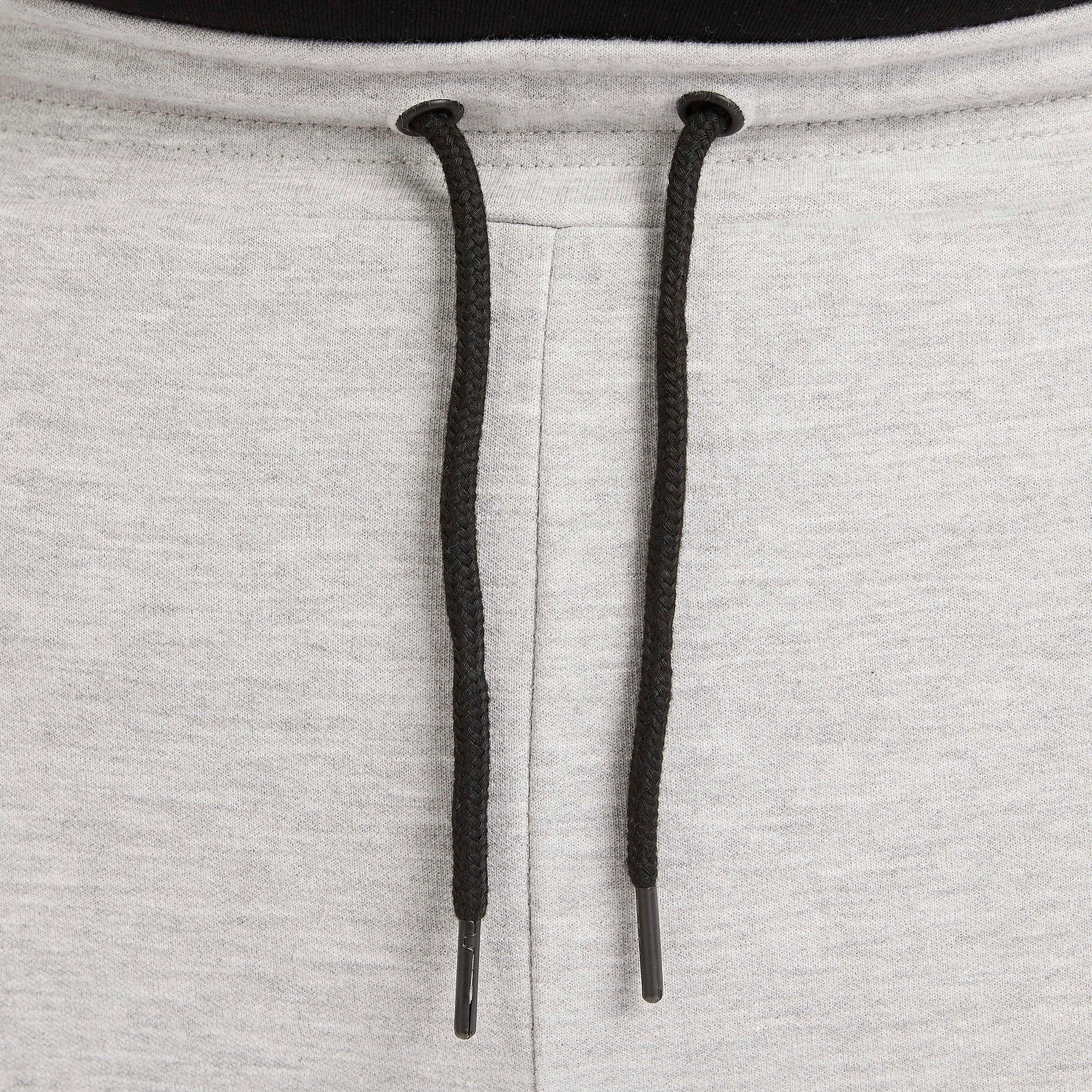 شورت سادة بخصر متوسط الارتفاع وجيوب بسحّاب-men-clothing-bottoms-shorts-image-5