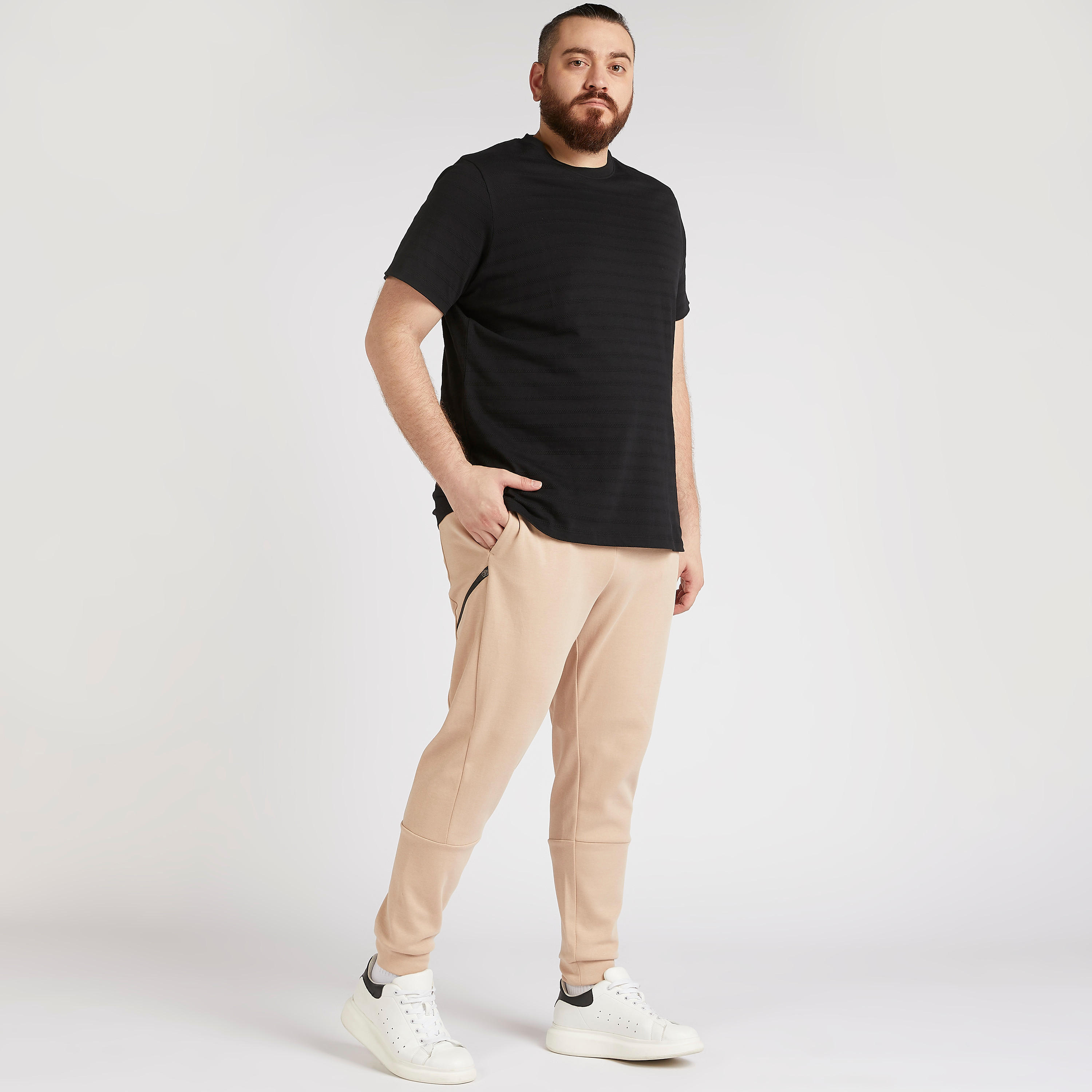 بنطلون رياضي سادة بخصر متوسّط الارتفاع ورباط إغلاق وجيوب-men-clothing-bottoms-joggers-image-5