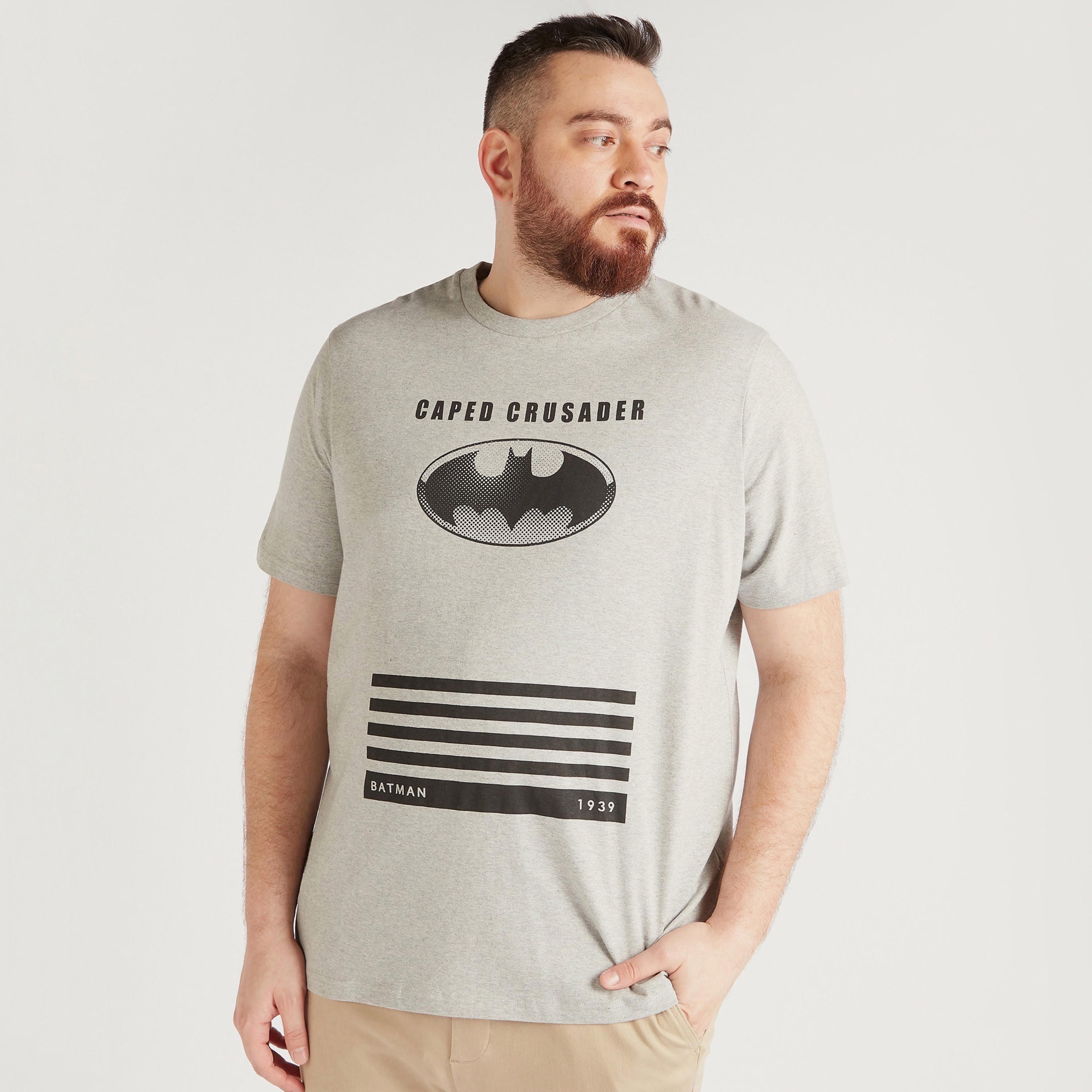 تيشيرت بياقة ضيقة وأكمام قصيرة وطبعات باتمان-men-clothing-tshirtsandpolos-tshirts-image-1
