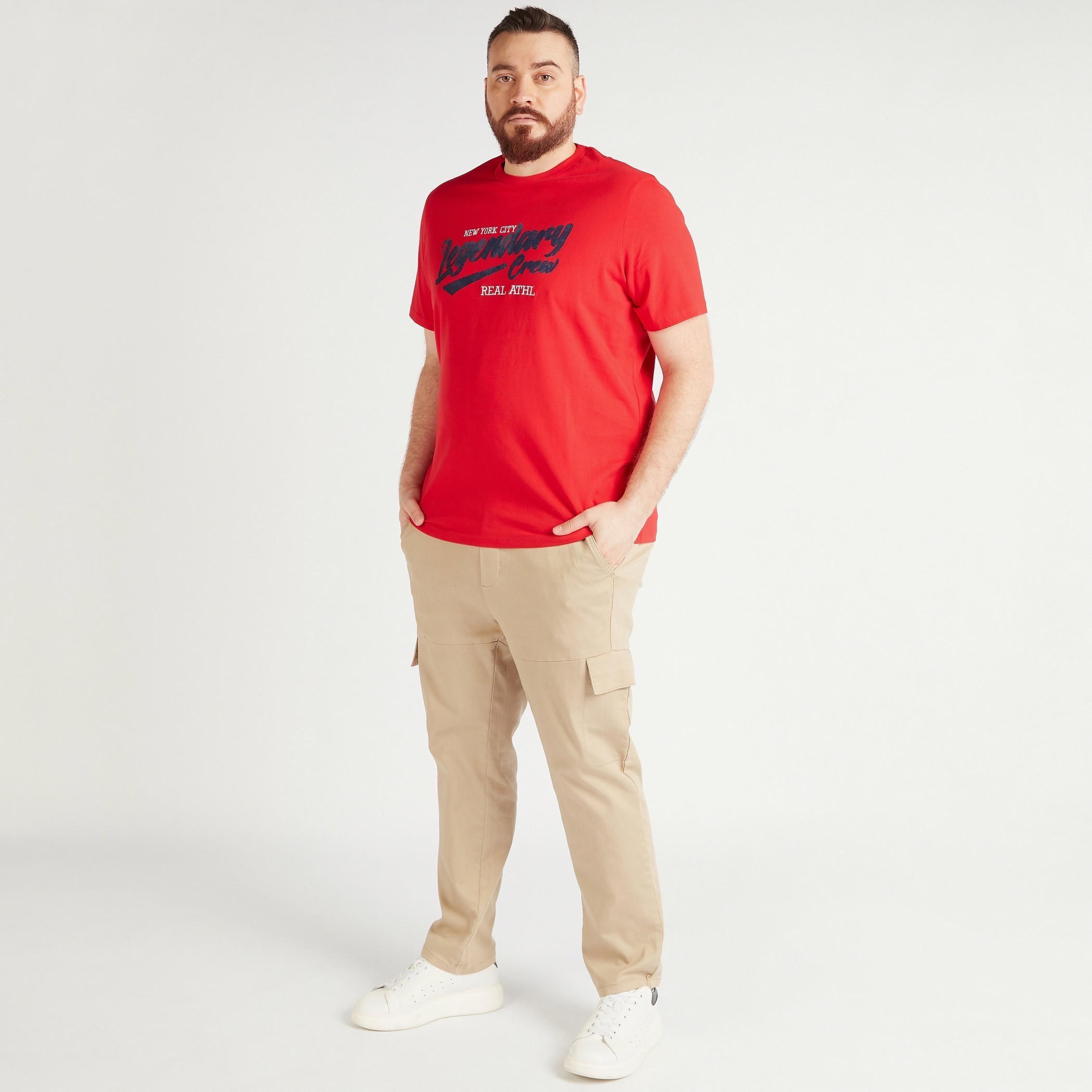 تيشيرت بياقة ضيّقة وأكمام قصيرة وطبعات-men-clothing-tshirtsandpolos-tshirts-image-2