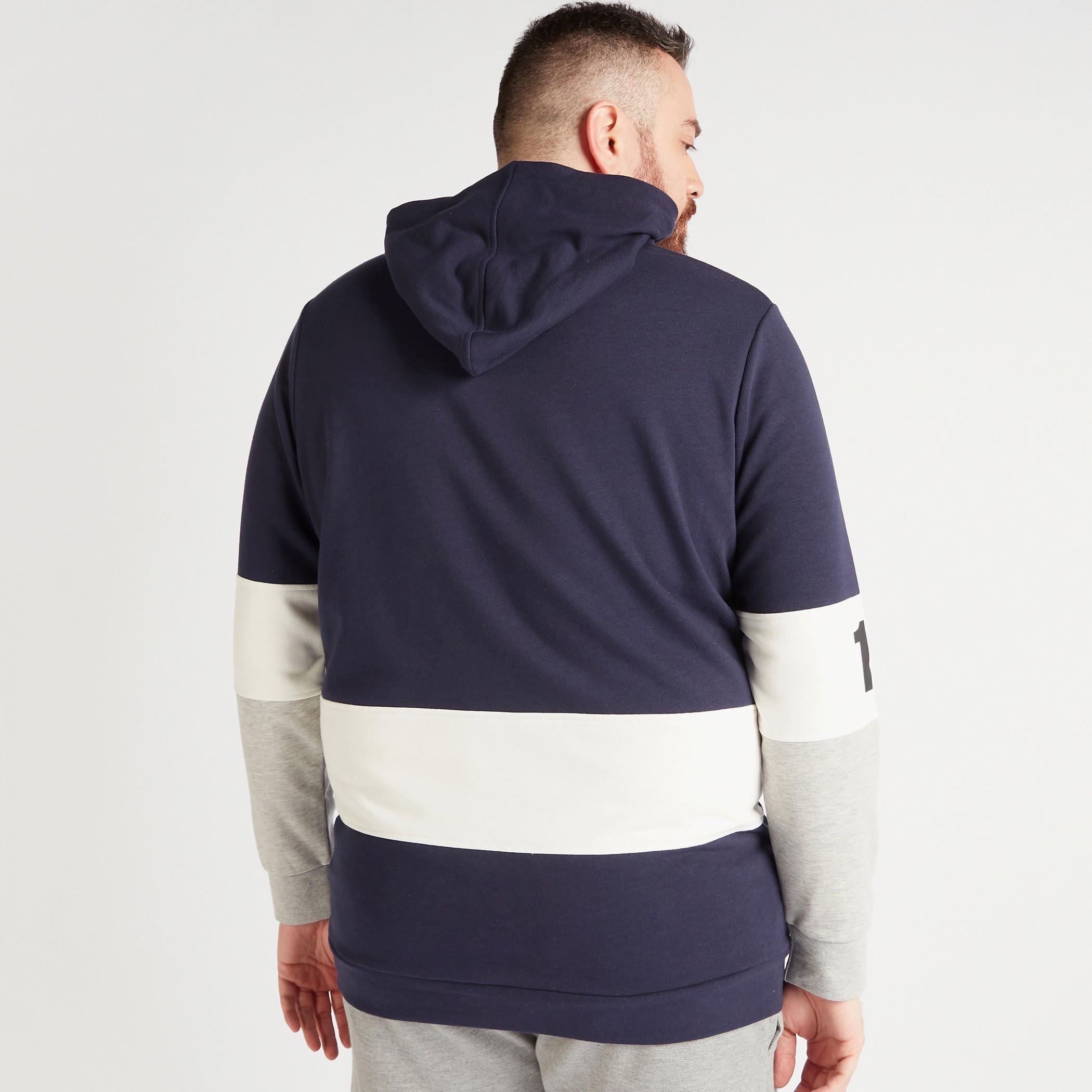 هودي بطبعات وأكمام طويلة وجيوب كنغر-men-winterwear-hoodiesandsweatshirts-image-4