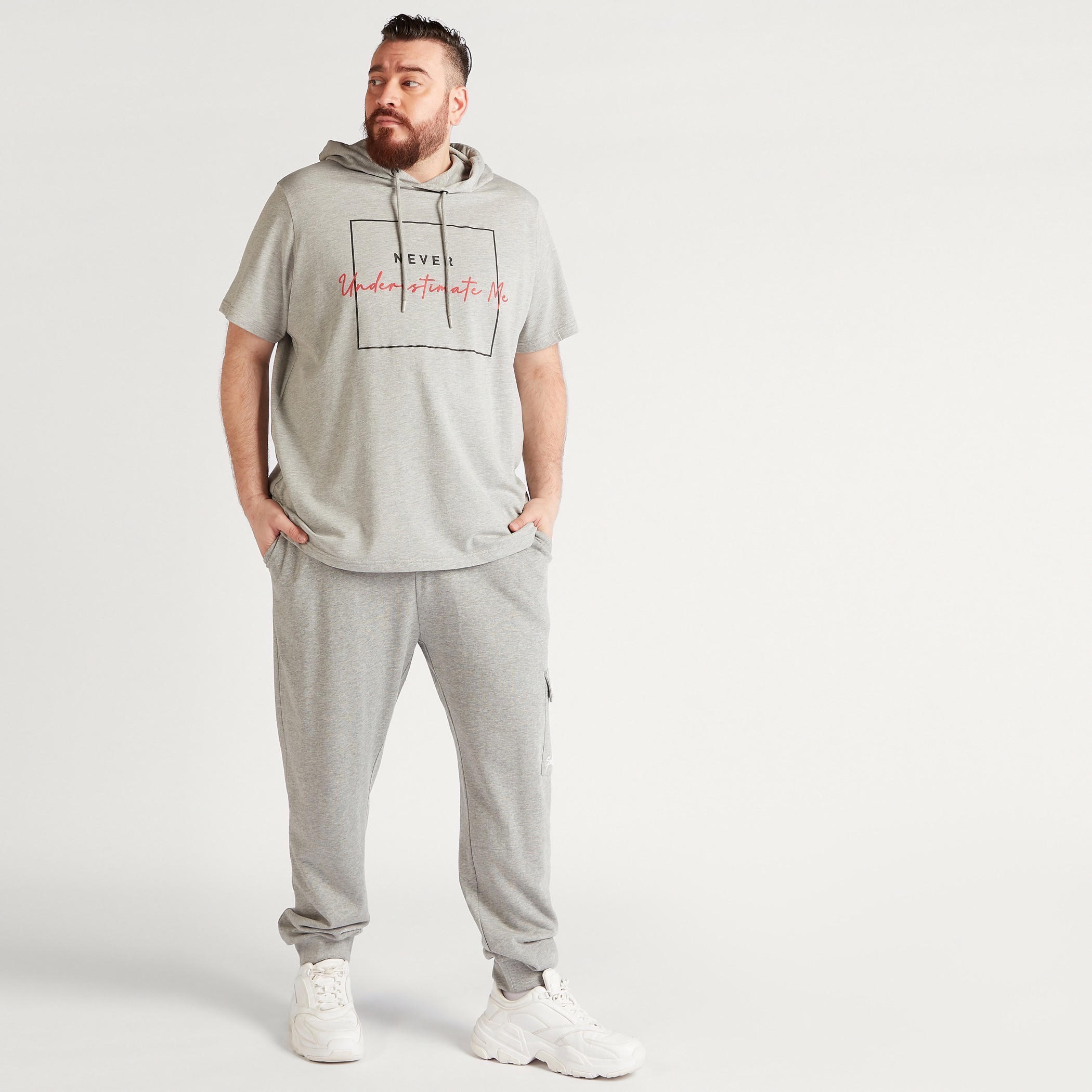 بنطلون رياضي سادة برباط إغلاق وجيوب-men-clothing-bottoms-joggers-image-1