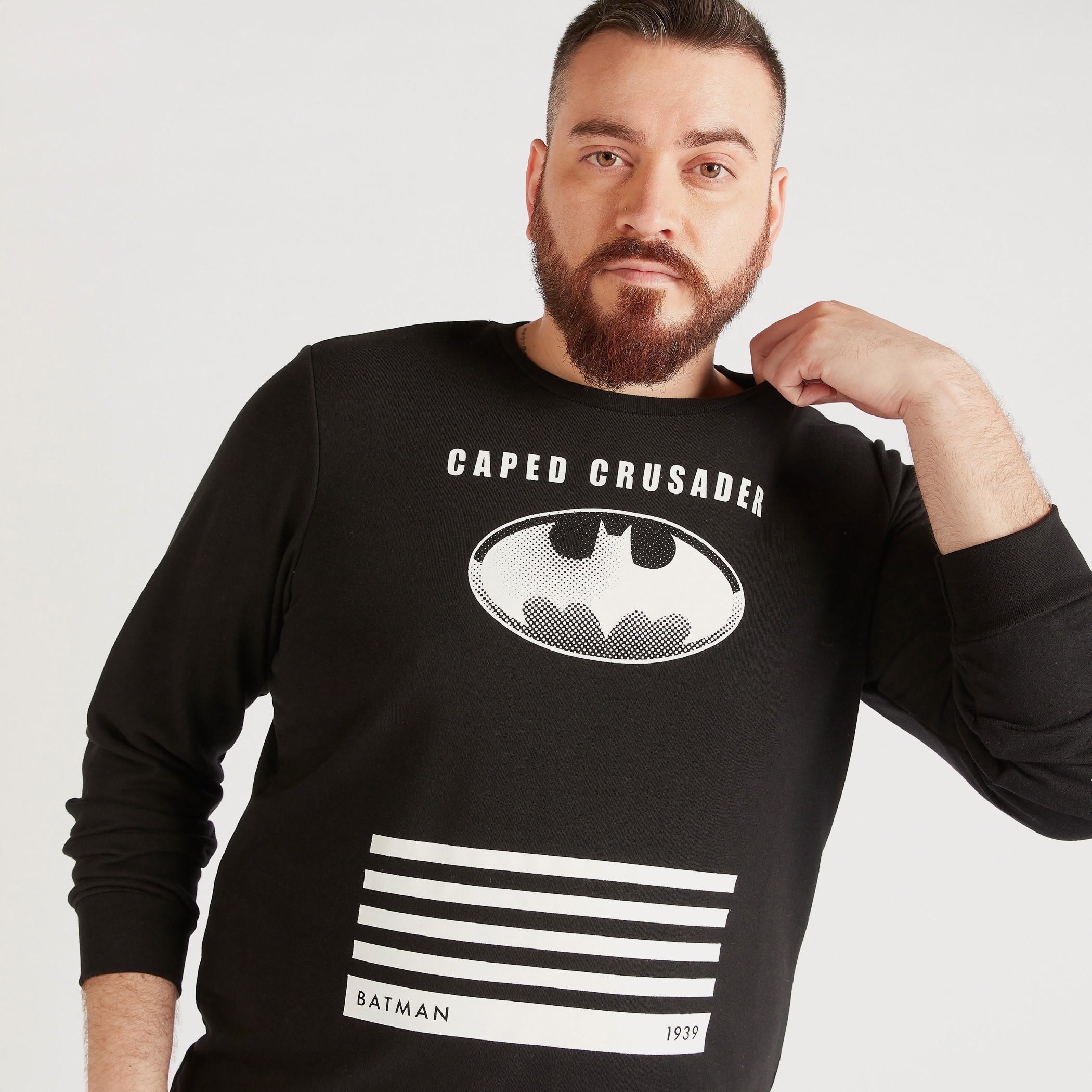 سويت شيرت بياقة ضيّقة وأكمام طويلة وطبعات باتمان-men-winterwear-hoodiesandsweatshirts-image-3