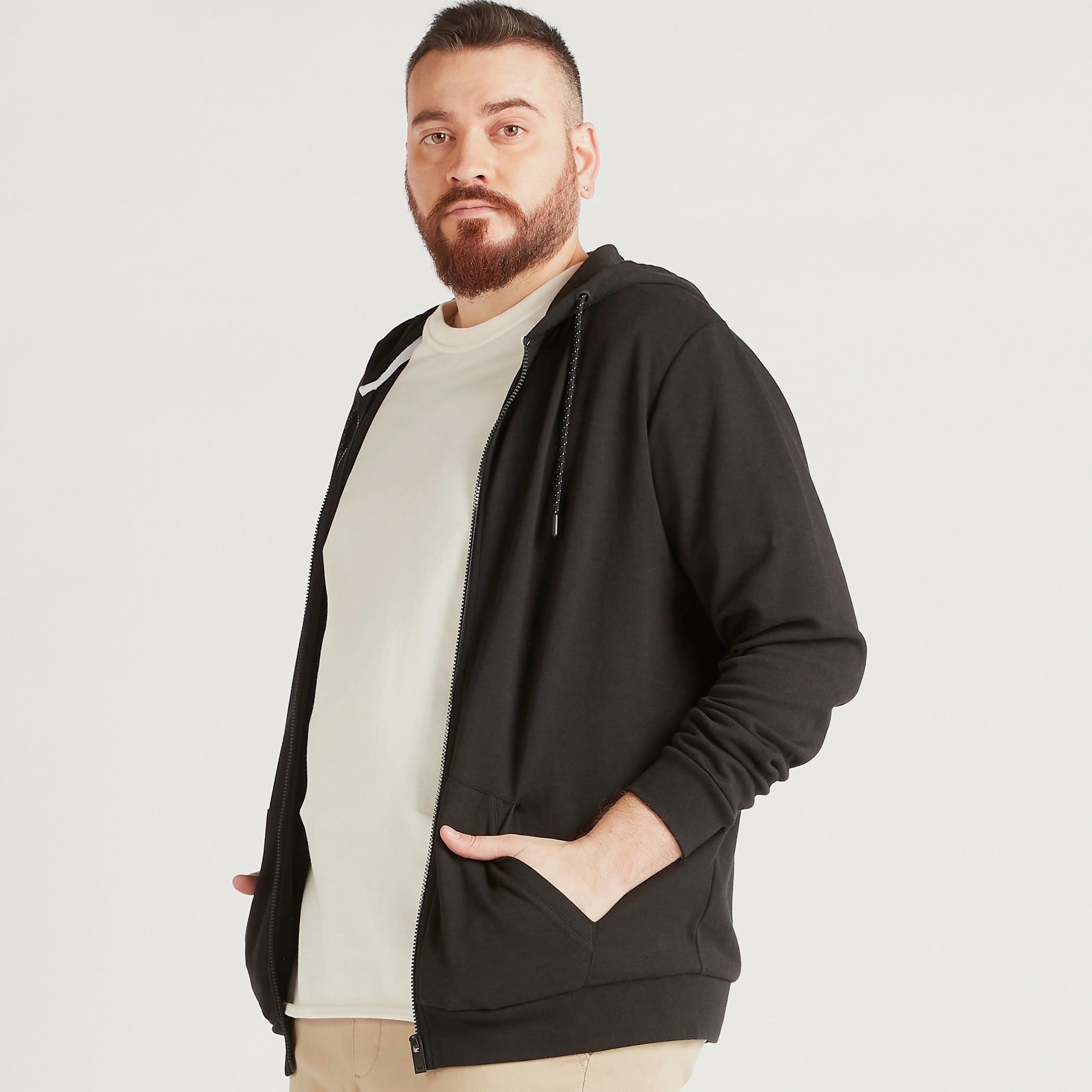 هودي سادة بسحّاب وجيوب-men-winterwear-hoodiesandsweatshirts-image-1