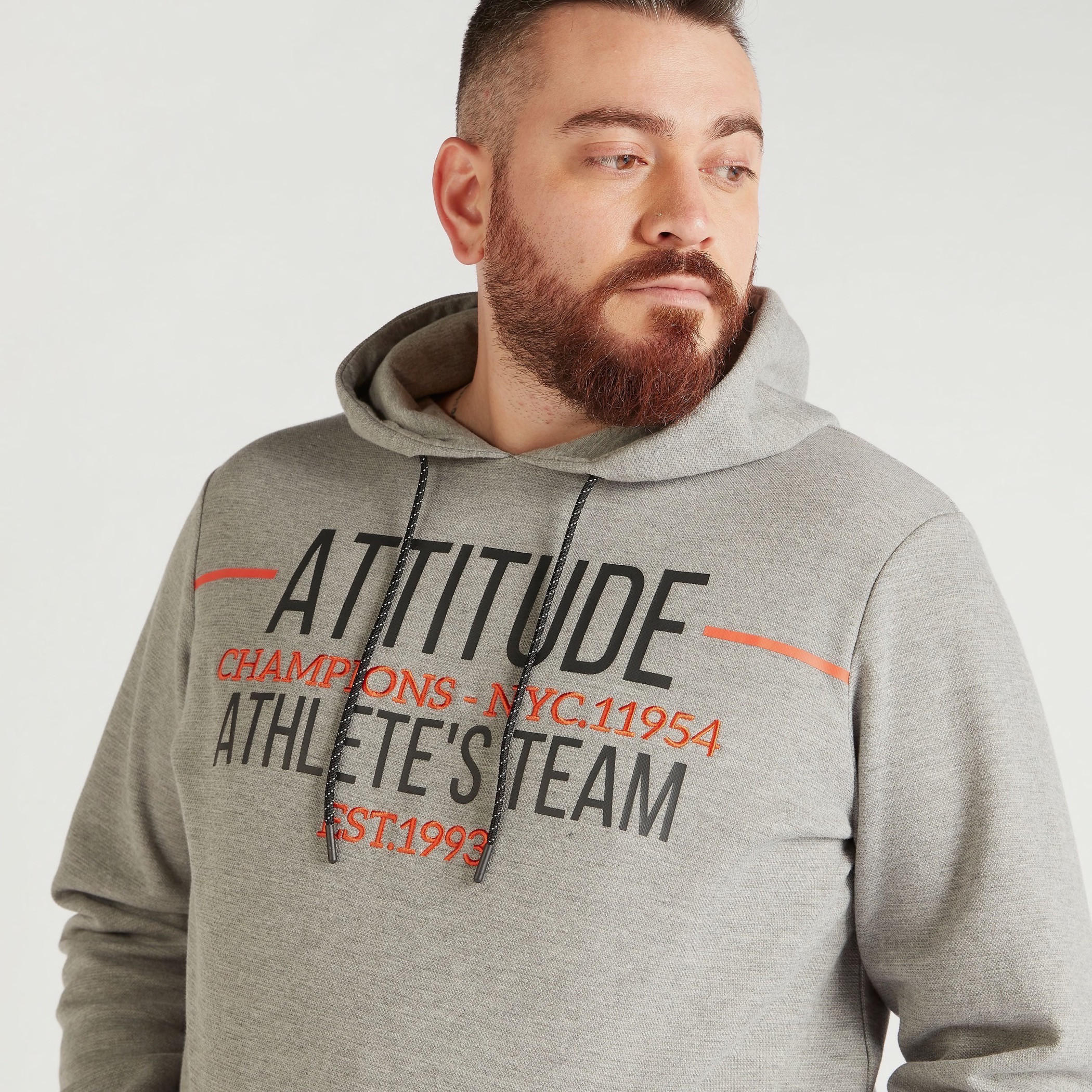 هودي بطبعات وأكمام طويلة وجيوب كنغر-men-winterwear-hoodiesandsweatshirts-image-3