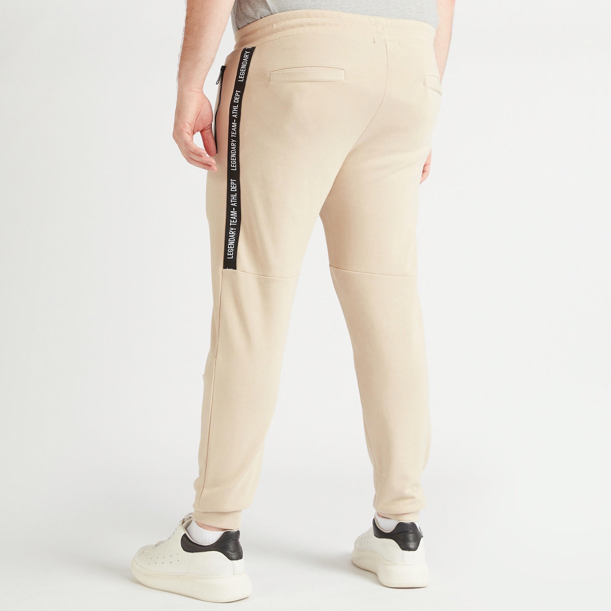 Solid Mid-Rise Joggers with Drawstring Closure and Pockets-men-clothing-bottoms-joggers-image-4
