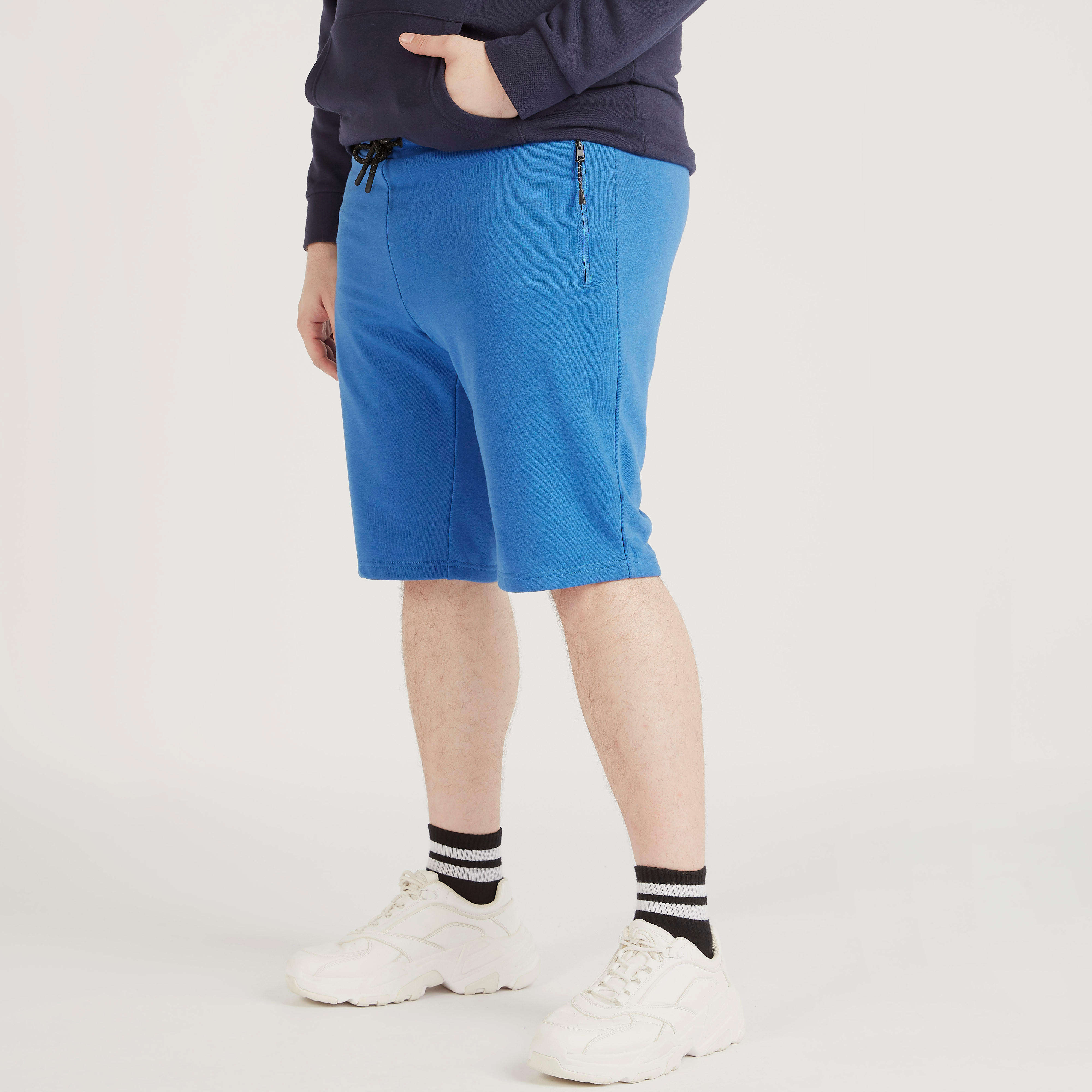 شورت سادة برباط إغلاق وخصر متوسّط الارتفاع-men-clothing-bottoms-shorts-image-4