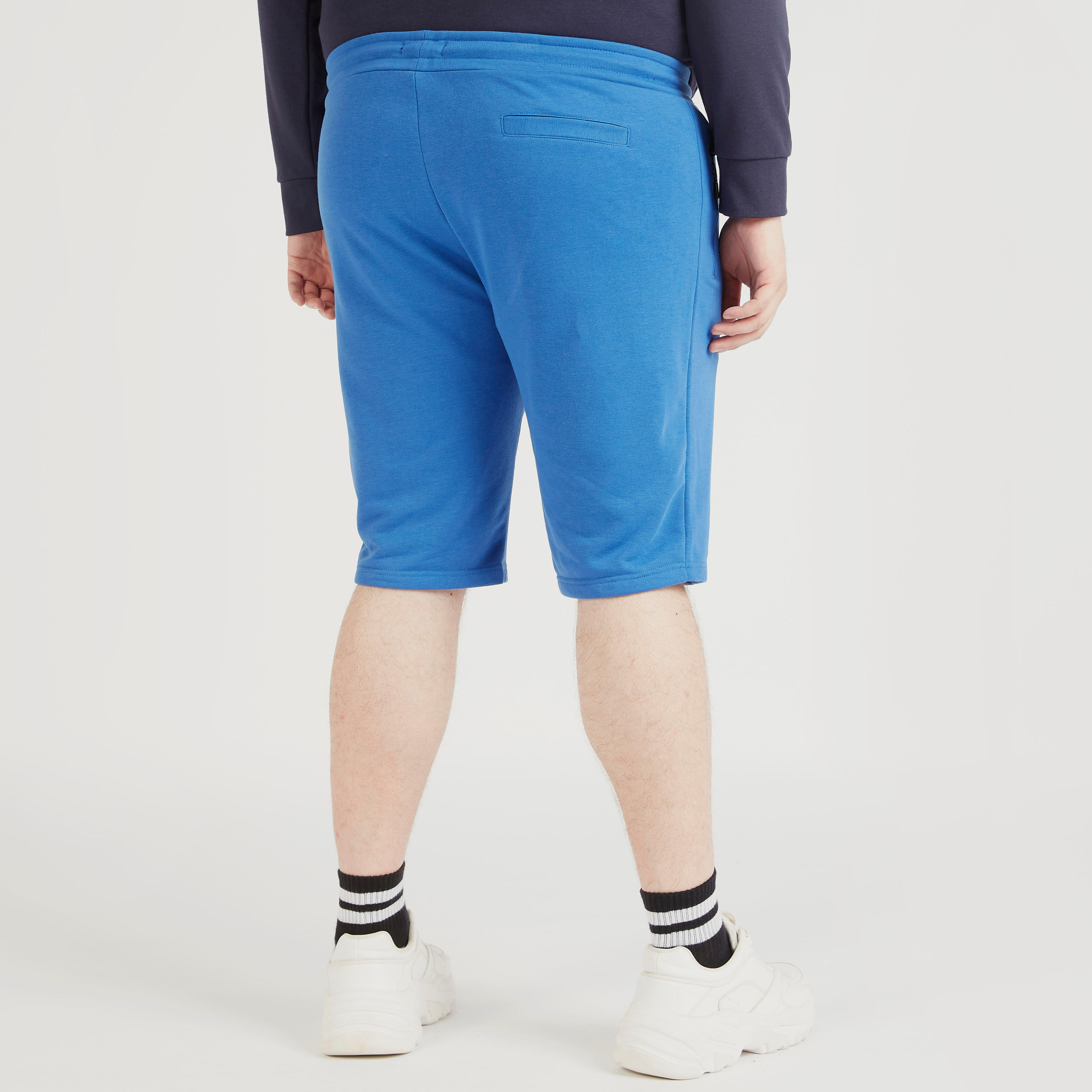 شورت سادة برباط إغلاق وخصر متوسّط الارتفاع-men-clothing-bottoms-shorts-image-1