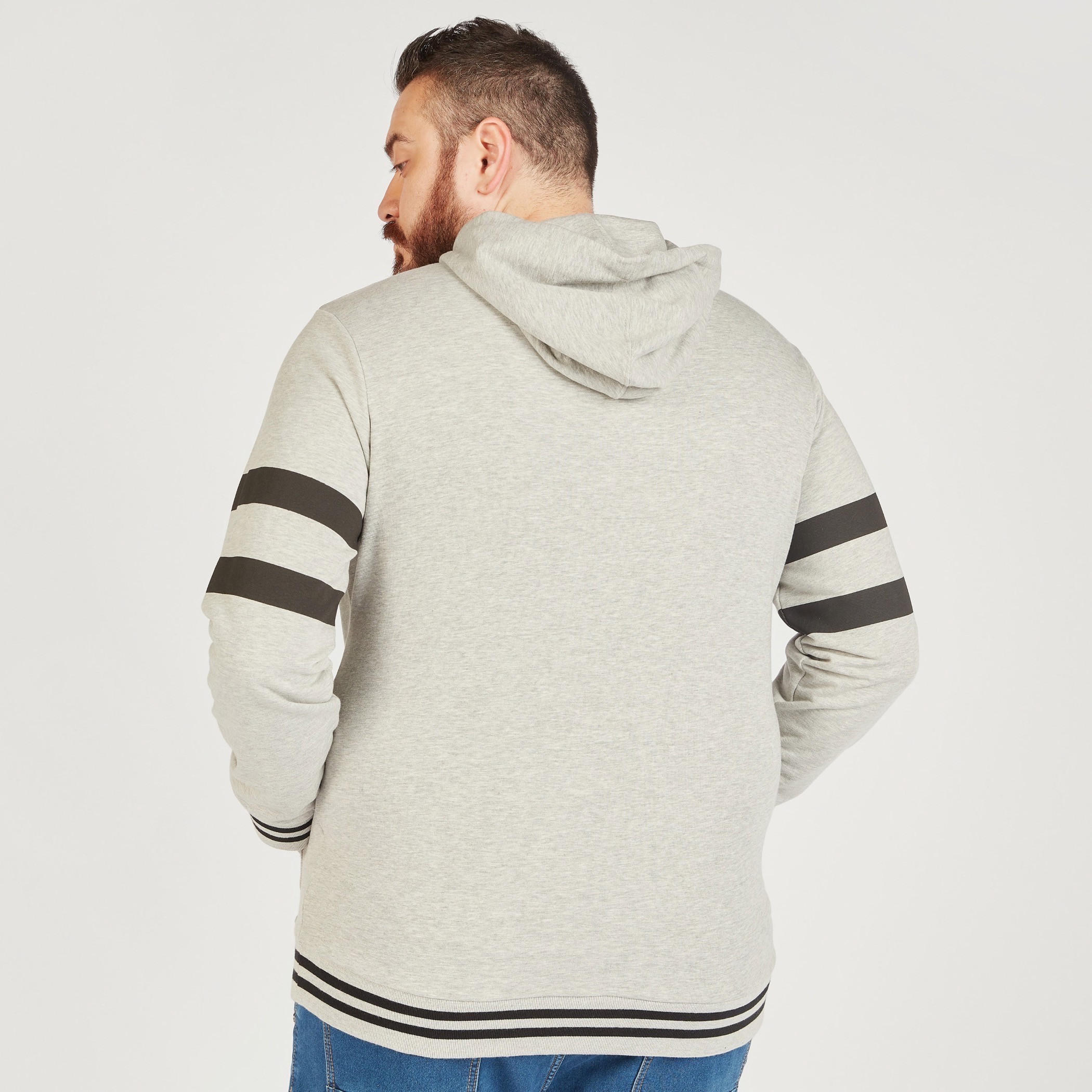 Printed Long Sleeves Sweatshirt with Hood and Kangaroo Pocket-men-winterwear-hoodiesandsweatshirts-image-4