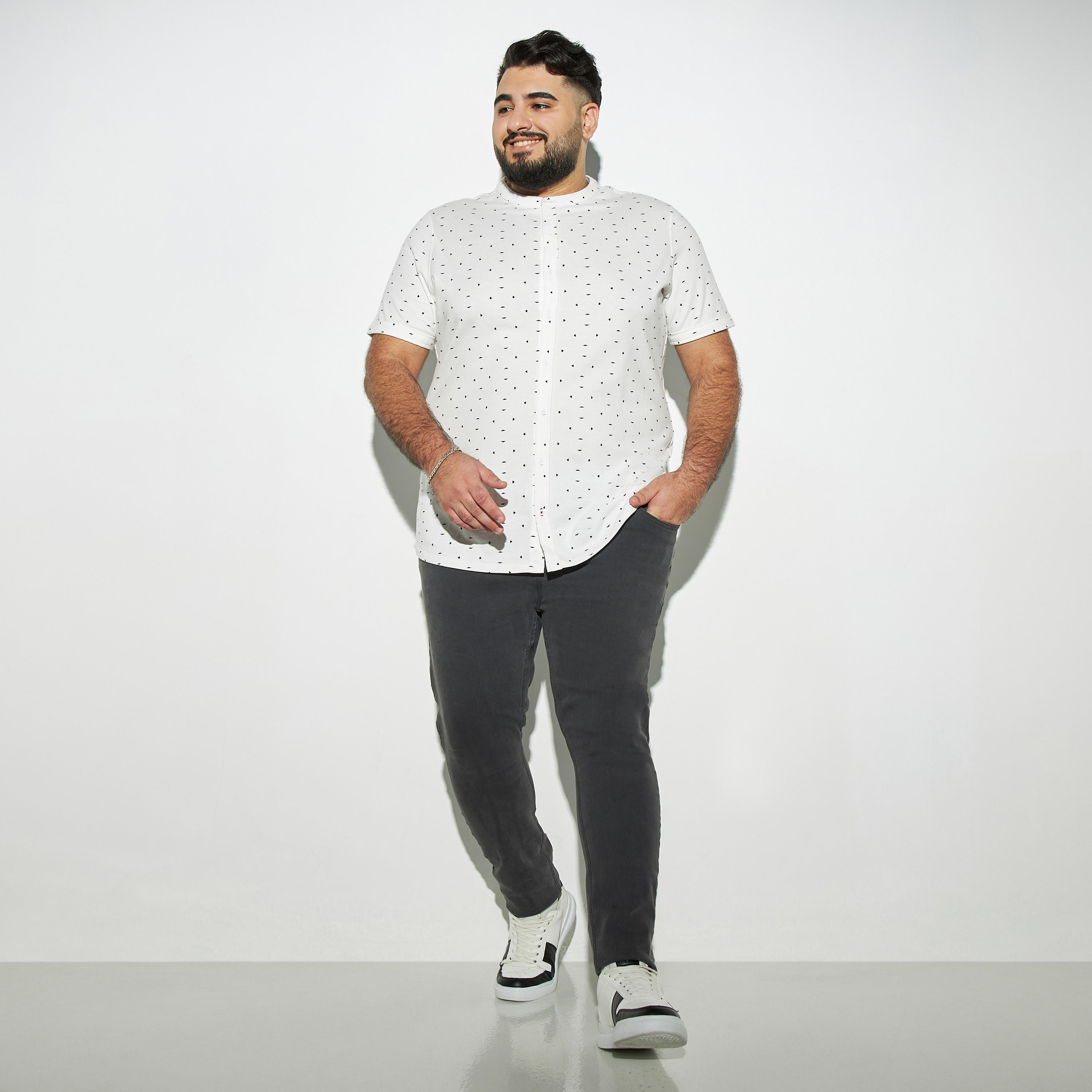 قميص مقاس كبير بياقة ماندارين وطبعات-men-clothing-shirts-image-2