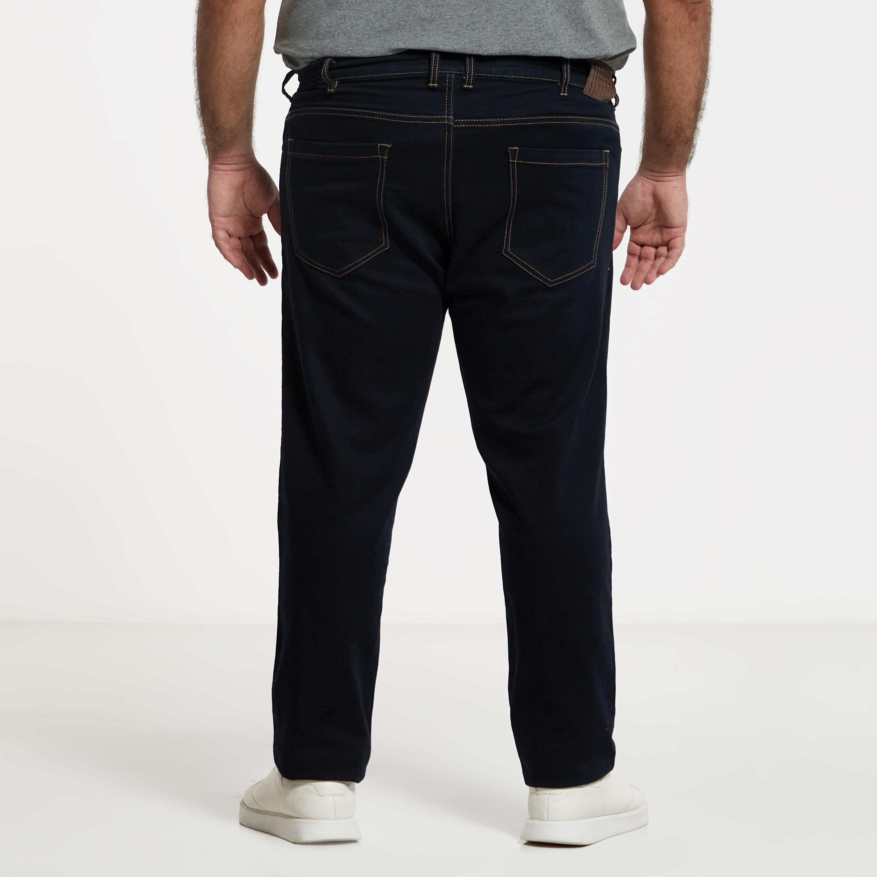 بنطلون جينز مقاس كبير سادة بقصّة مستقيمة وزر إغلاق وجيوب -men-clothing-bottoms-jeans-image-7