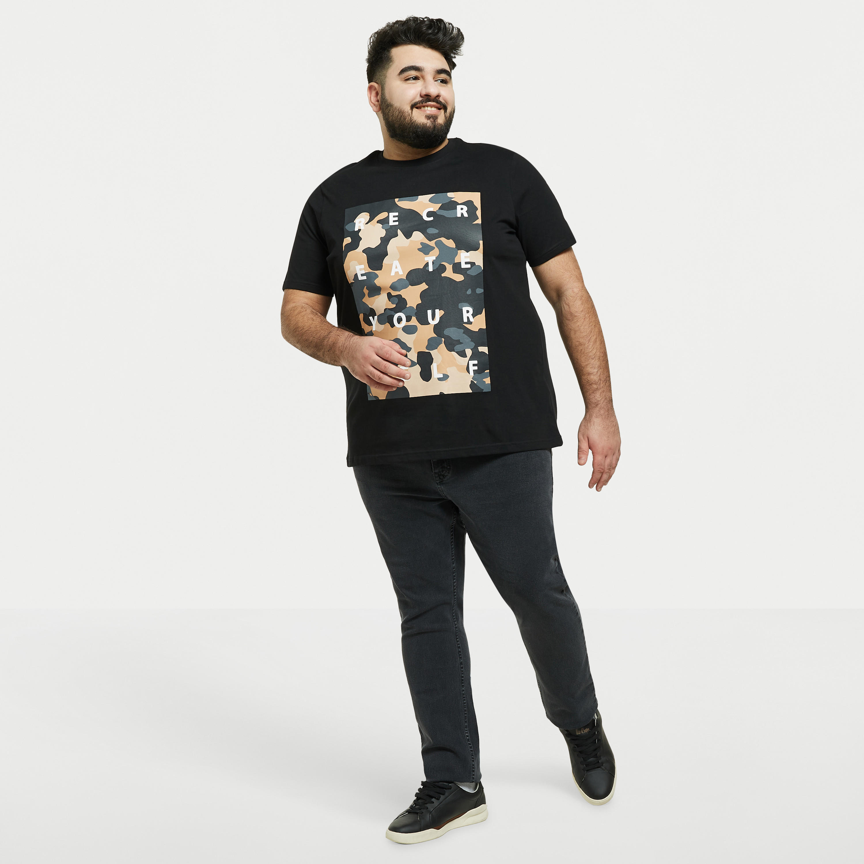 Plus Size Solid Regular Fit Jeans with Pockets-men-clothing-bottoms-jeans-image-2