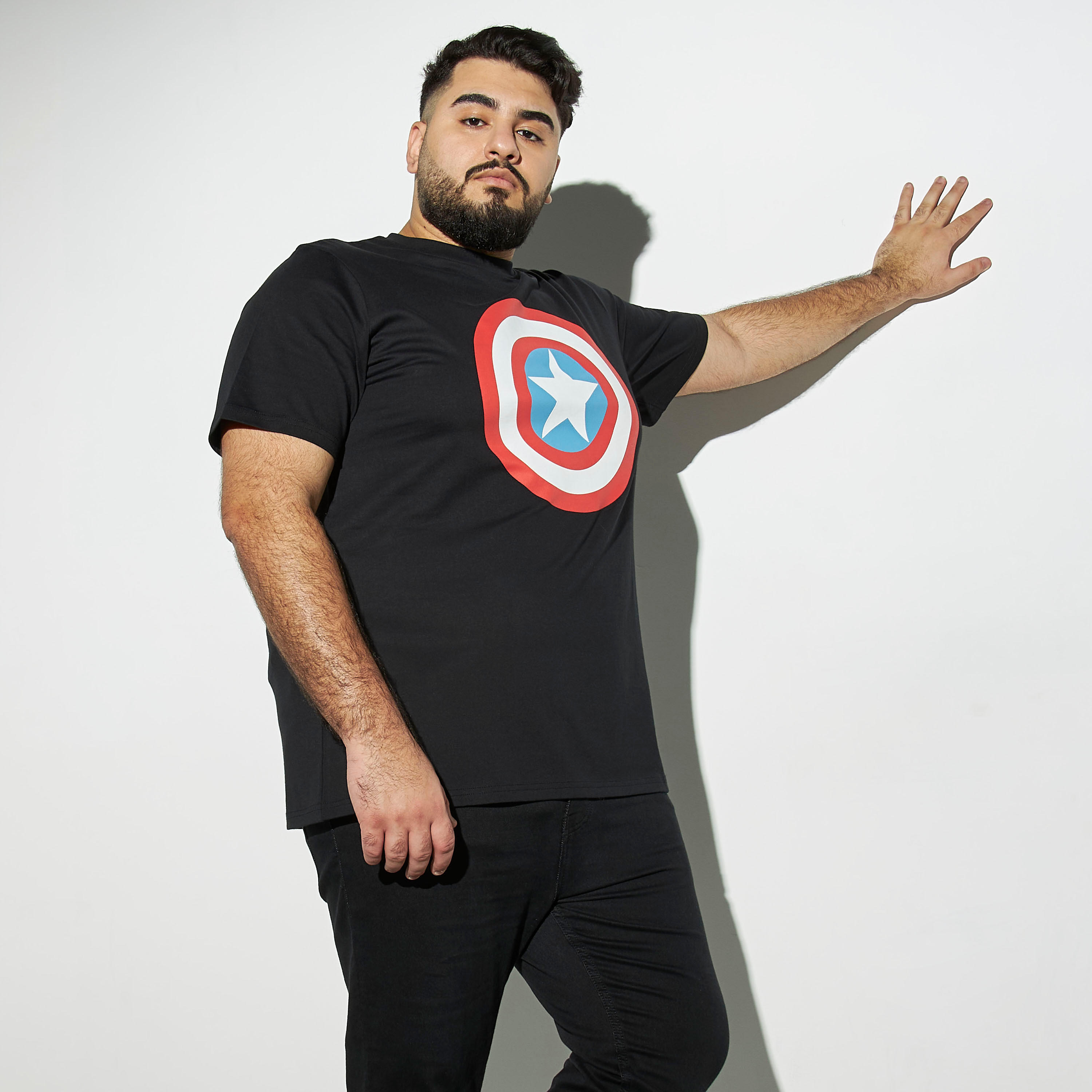 تيشيرت مقاس كبير بياقة ضيّقة وأكمام قصيرة وطبعات-men-clothing-tshirtsandpolos-tshirts-image-1