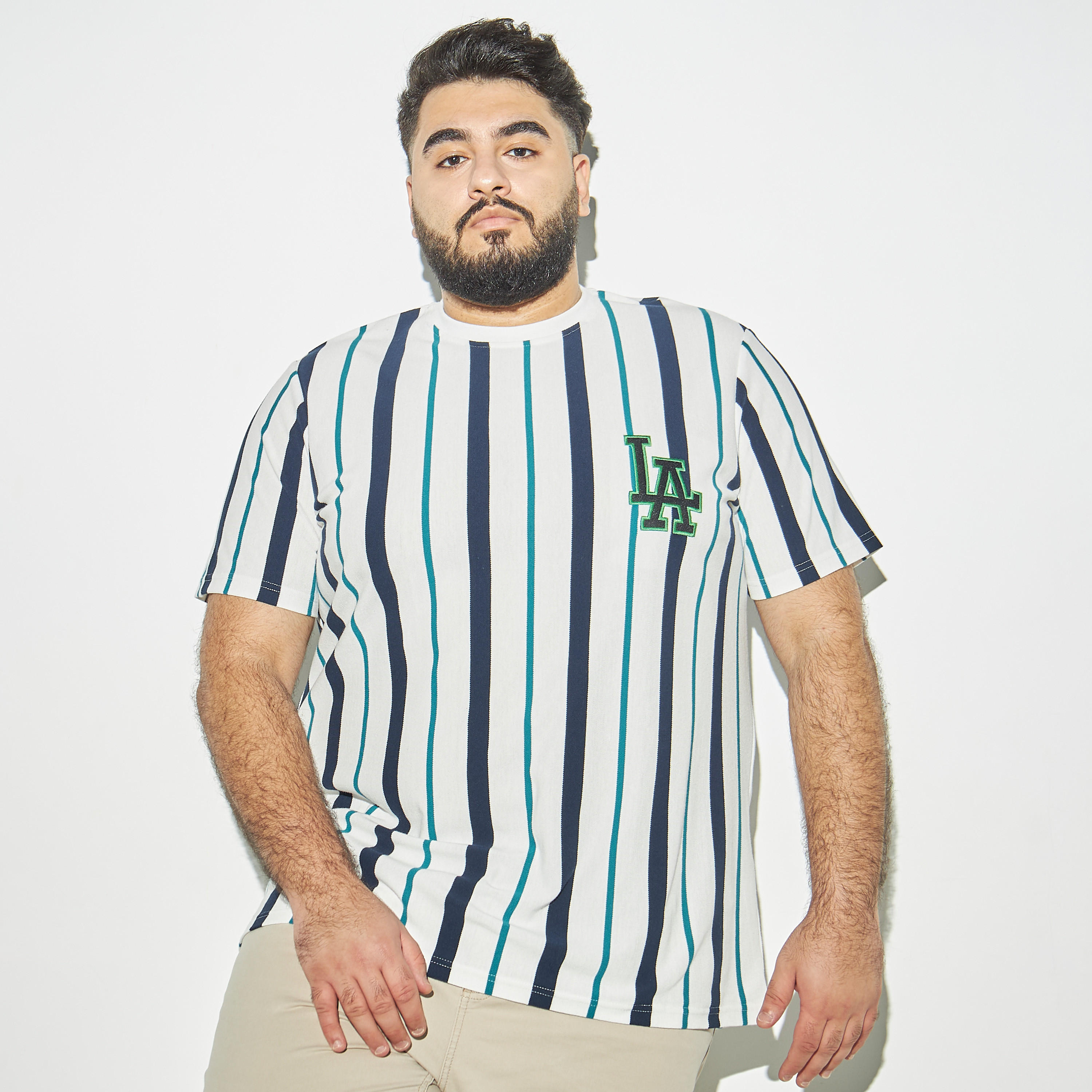 تيشيرت مقاس كبير مقلّم بياقة ضيقة-men-clothing-tshirtsandpolos-tshirts-image-4