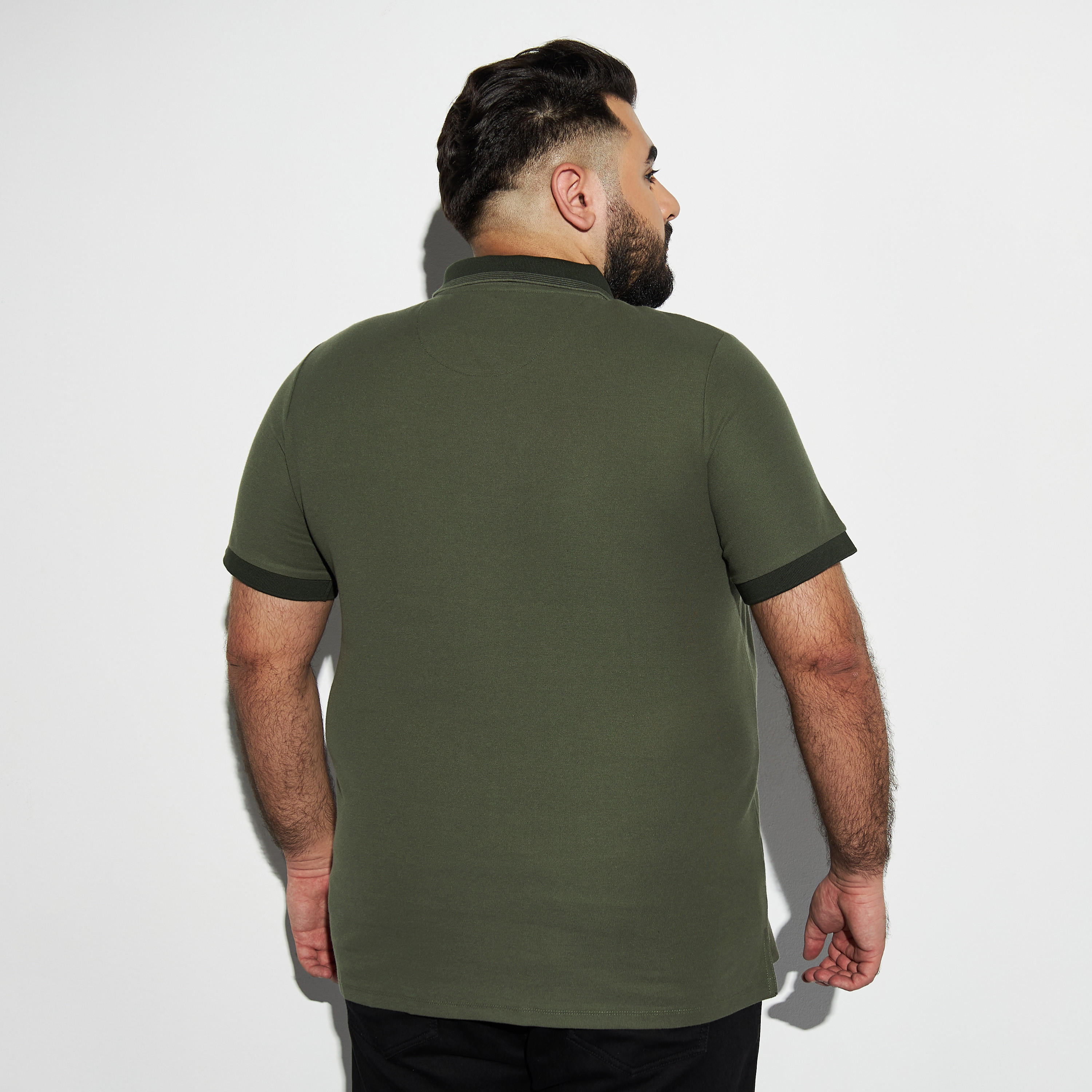 تيشيرت بولو مقاس كبير سادة بأكمام قصيرة-men-clothing-tshirtsandpolos-polos-image-2