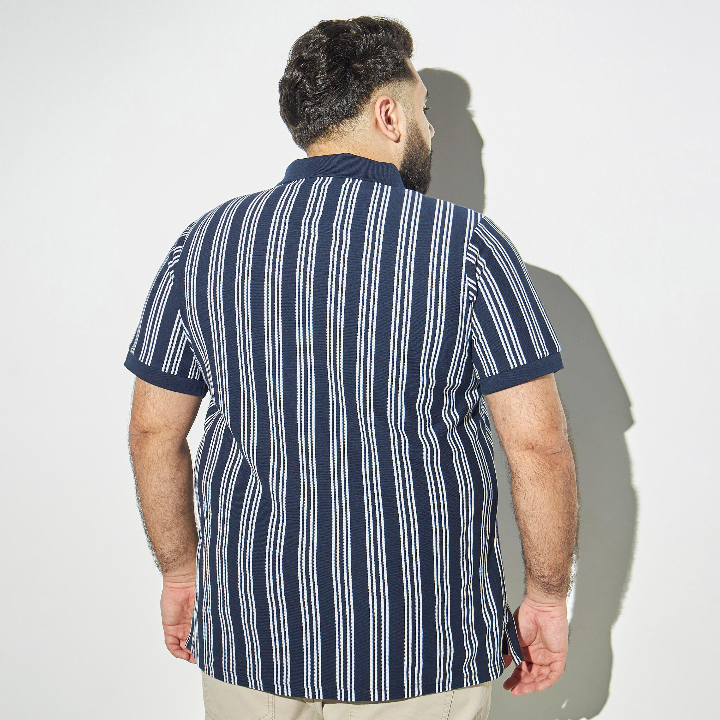 تيشيرت بولو مقاس كبير مقلّم بأكمام قصيرة-men-clothing-tshirtsandpolos-polos-image-2