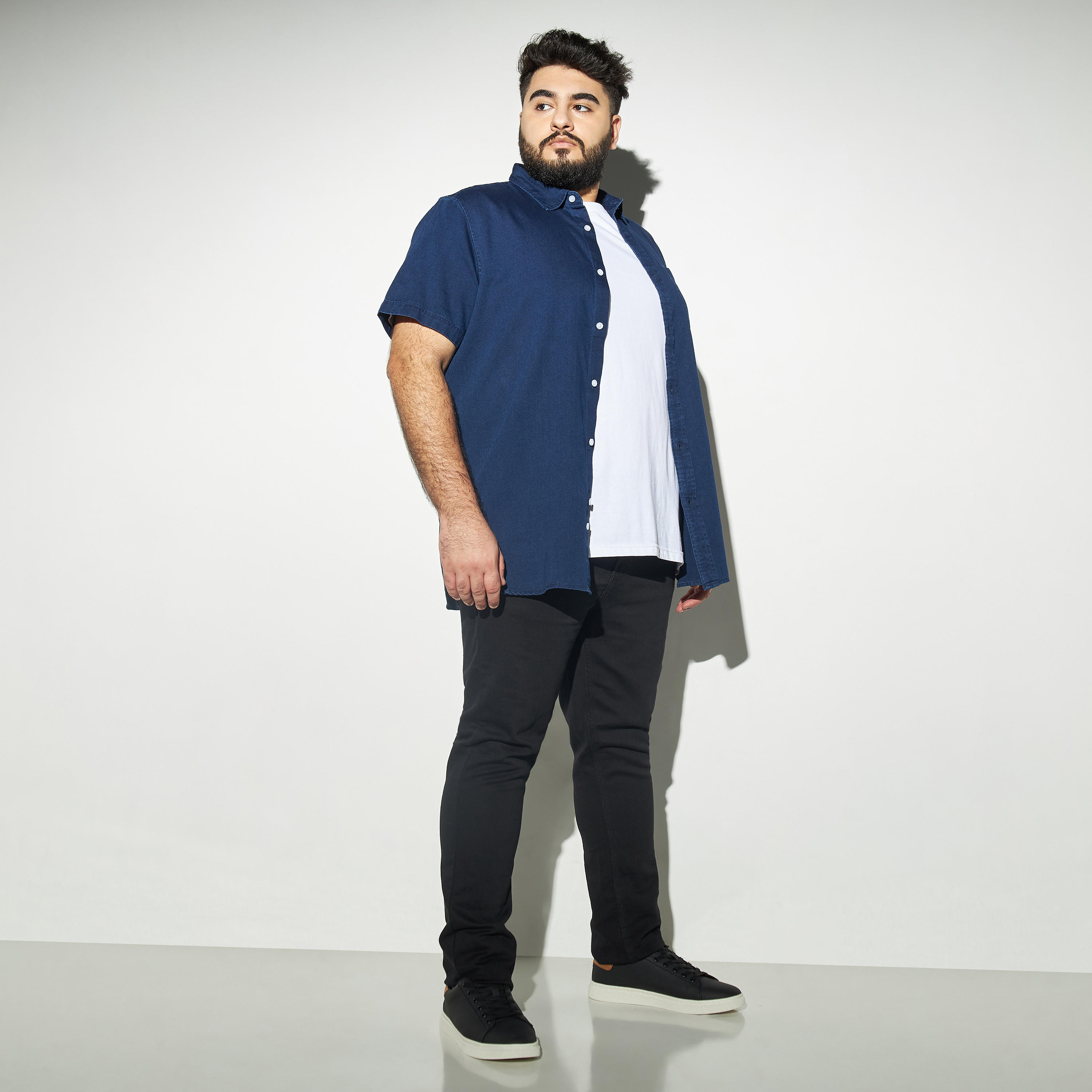 Plus Size Solid Short Sleeves Denim Shirt with Chest Pocket and Button Closure-men-clothing-shirts-image-2