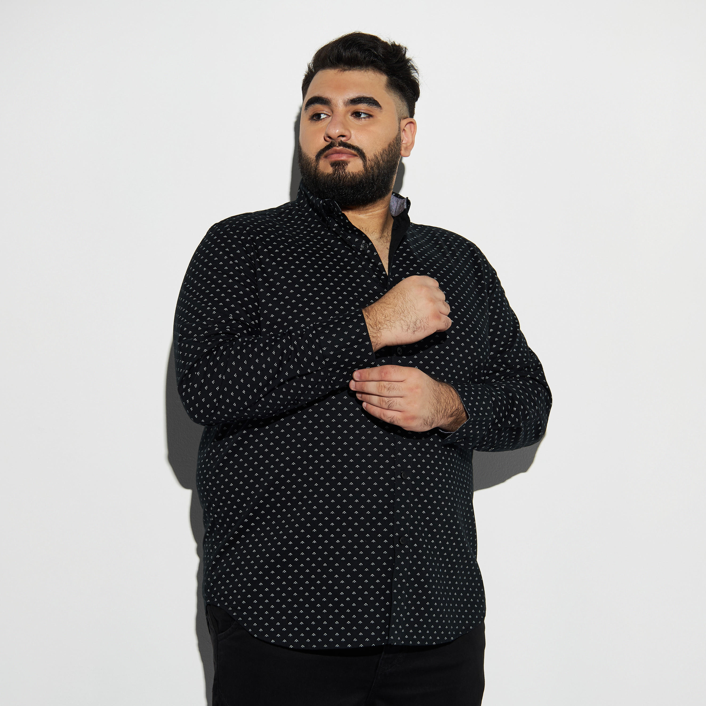 قميص مقاس كبير بأكمام طويلة وطبعات-men-clothing-shirts-image-1