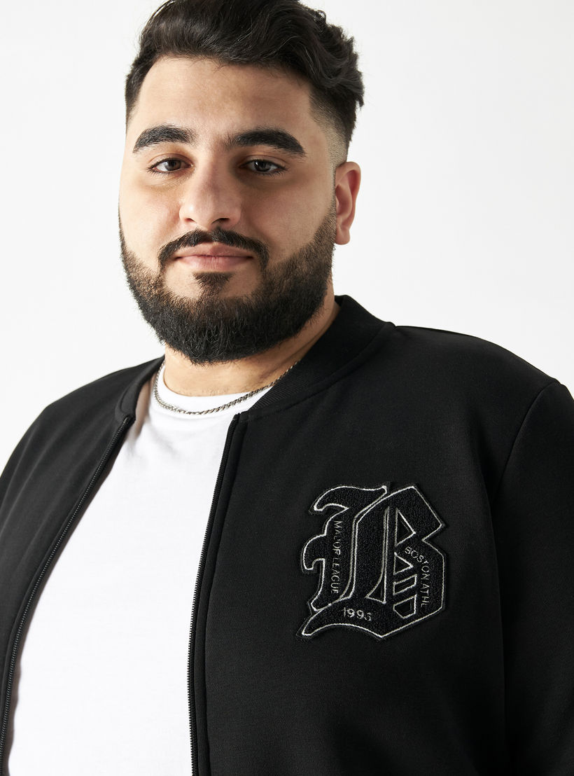 جاكيت مقاس كبير مزين بشعار بوسطن بجيوب وأكمام طويلة-men-clothing-jacketsandblazers-jackets-image-4