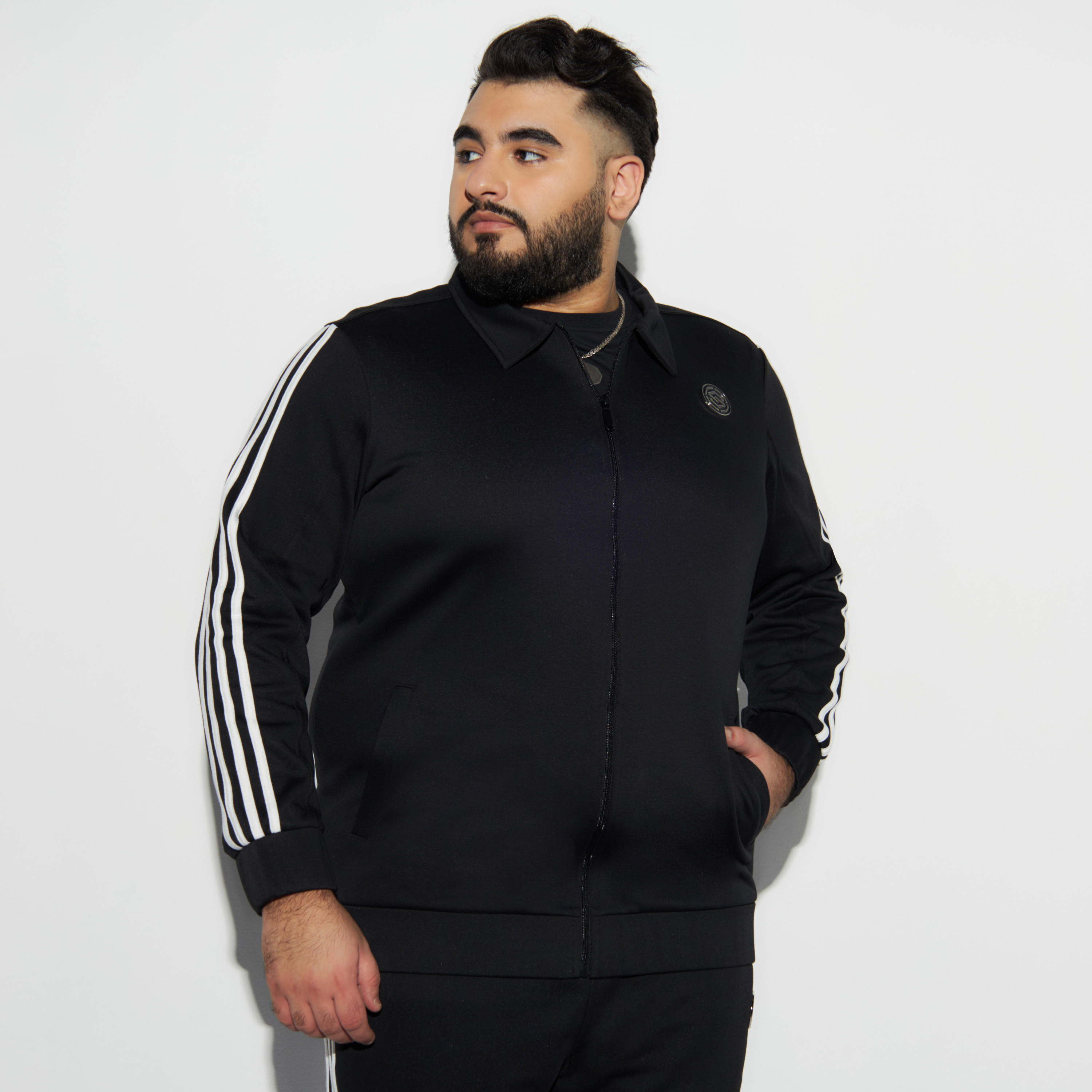 جاكيت مقاس كبير بسحّاب وياقة عالية وأكمام طويلة وجيوب-men-clothing-jacketsandblazers-jackets-image-4