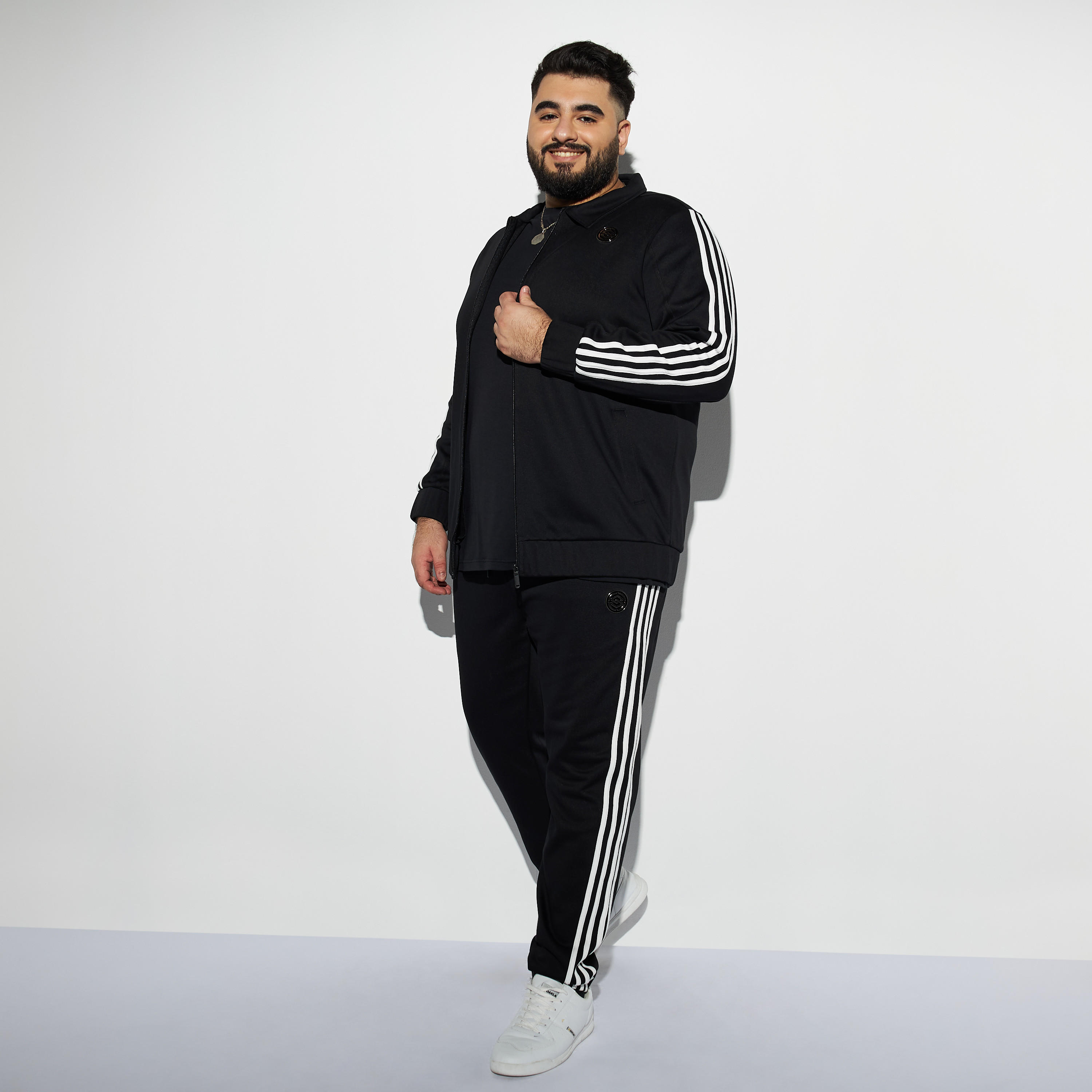 Plus Size Solid Joggers with Drawstring Closure and Pockets-men-clothing-bottoms-joggers-image-2