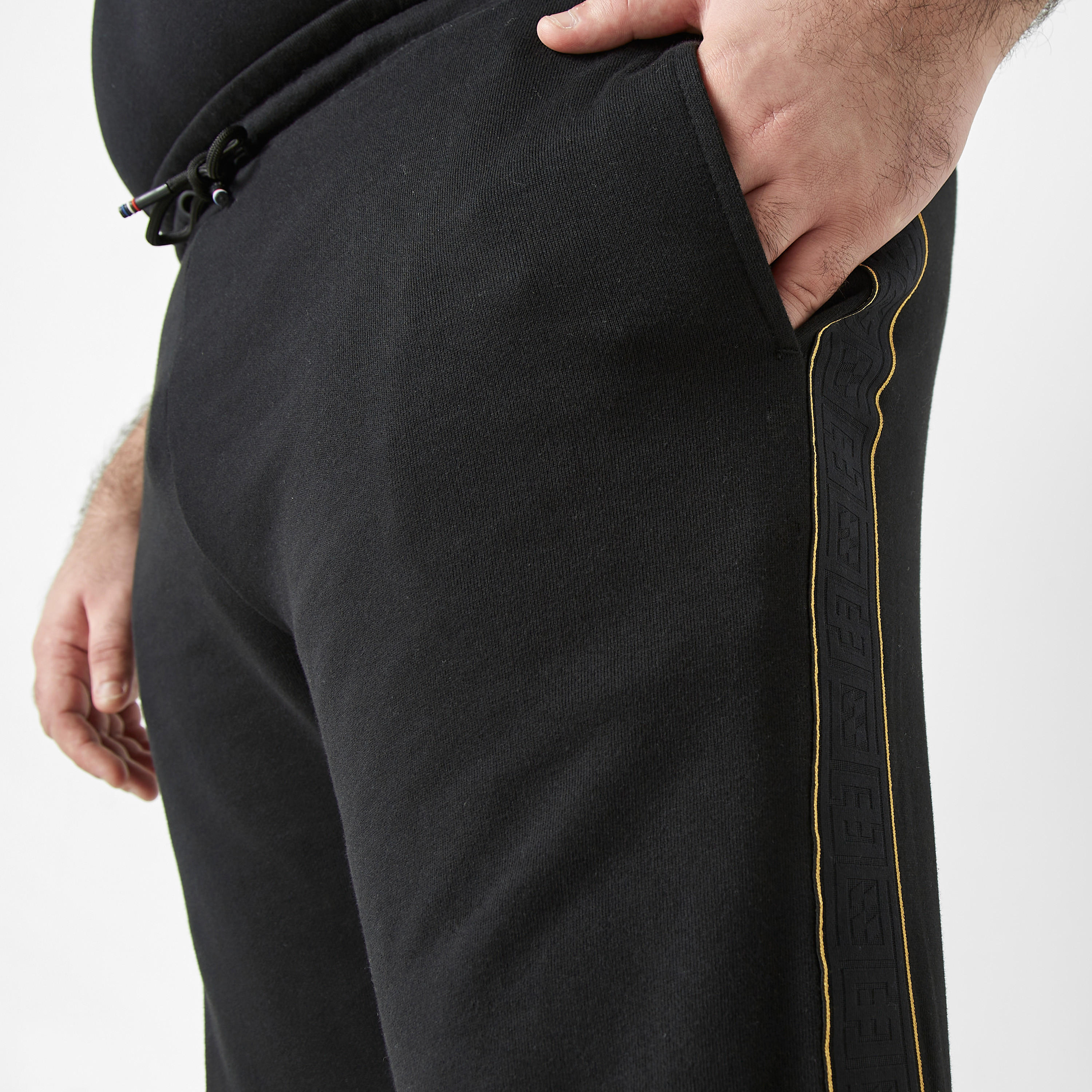 بنطلون رياضي باندا مقاس كبير سادة برباط إغلاق وجيوب-men-clothing-bottoms-joggers-image-1