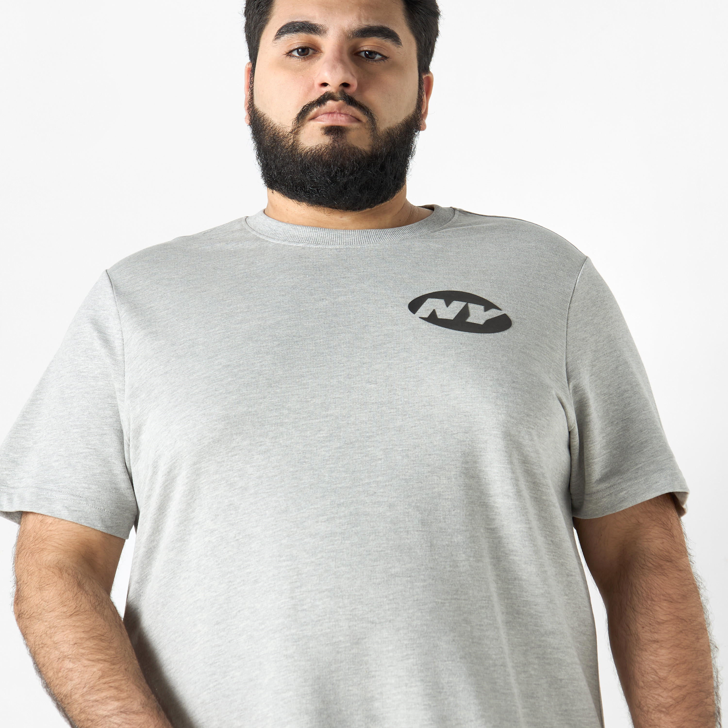 تيشيرت مقاس كبير بأكمام قصيرة وياقة ضيقة وطبعات-men-clothing-tshirtsandpolos-tshirts-image-4