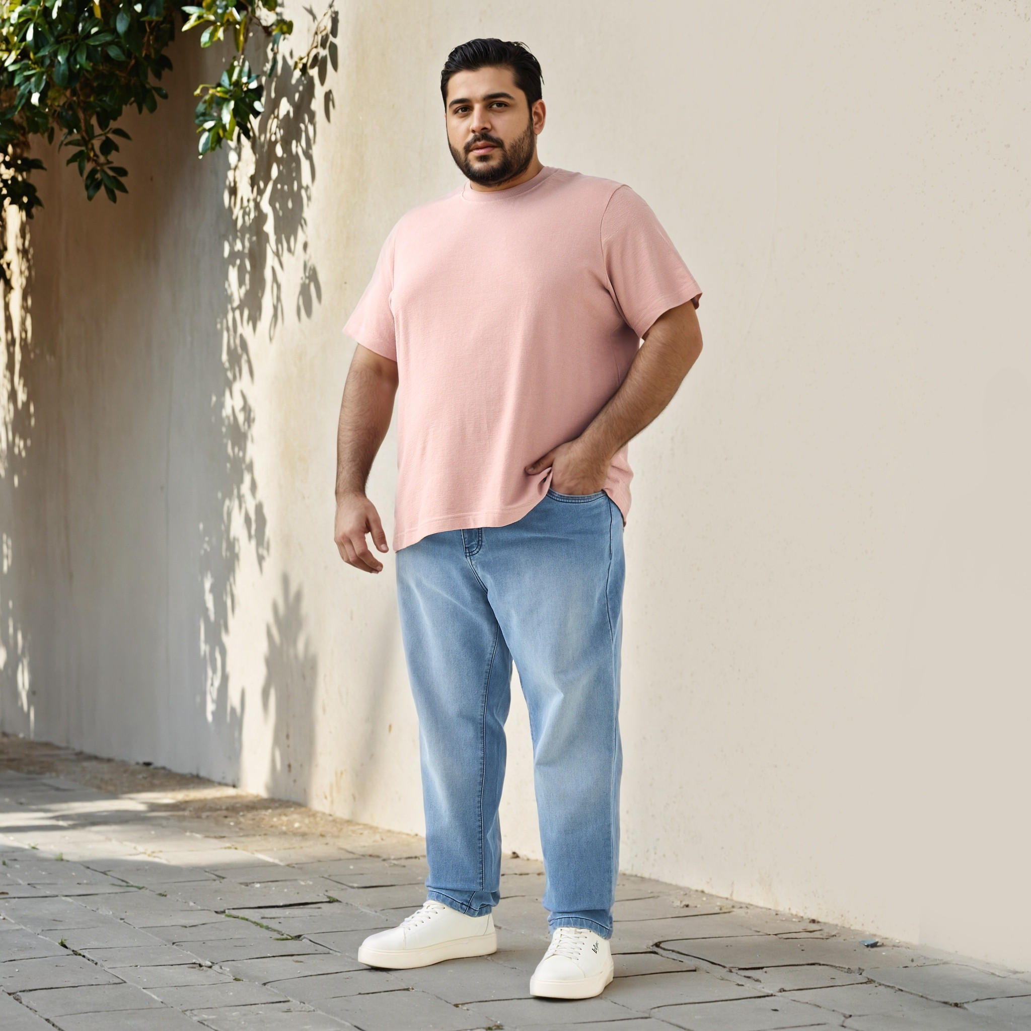 بنطلون جينز مقاس كبير بقصّة مريحة وخصر مطاطي وجيوب-men-clothing-bottoms-jeans-image-4