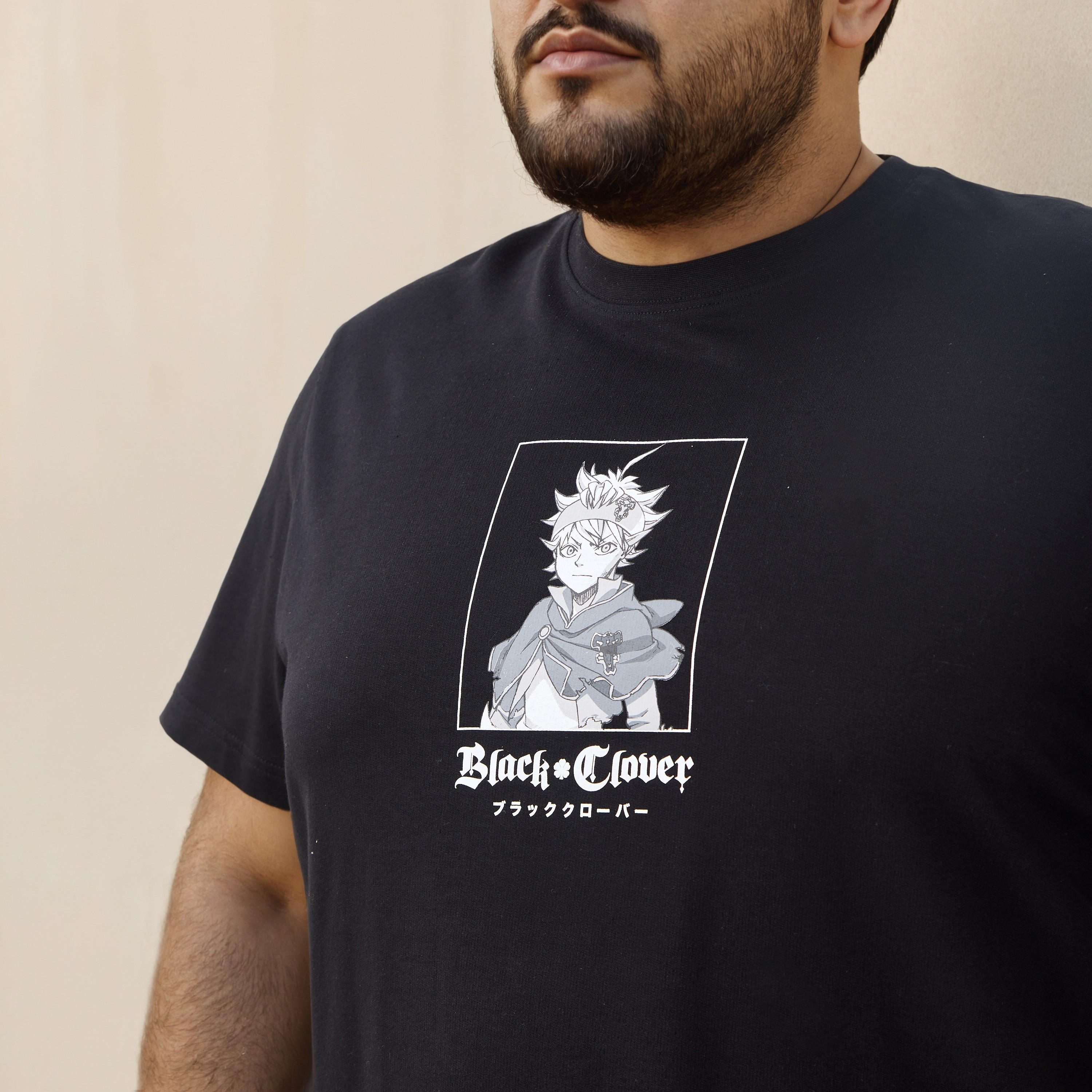 Plus Size Black Clover Print Crew Neck T-shirt-men-clothing-tshirtsandpolos-tshirts-image-4