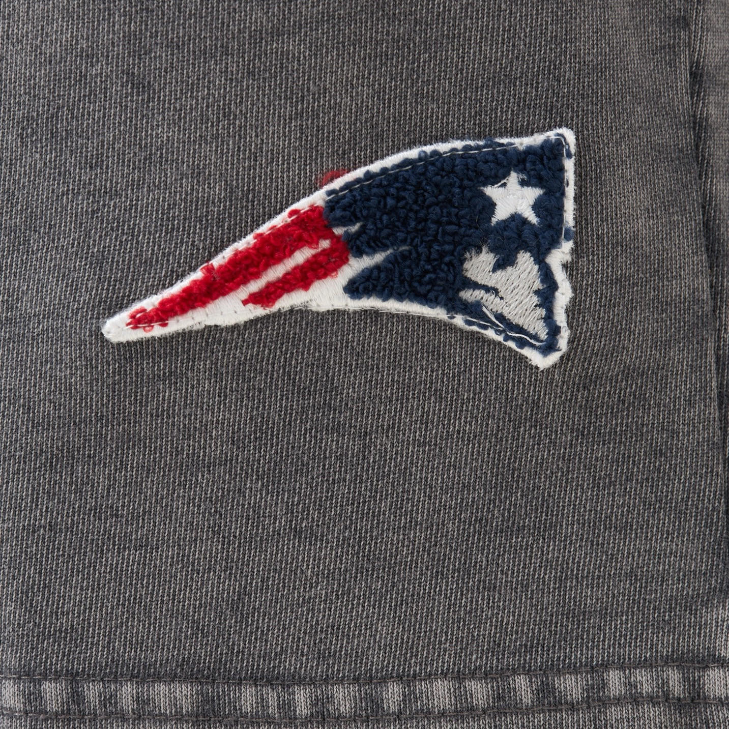 Plus Size New England Patriots Logo Flexi Waist Shorts-men-clothing-bottoms-shorts-image-5