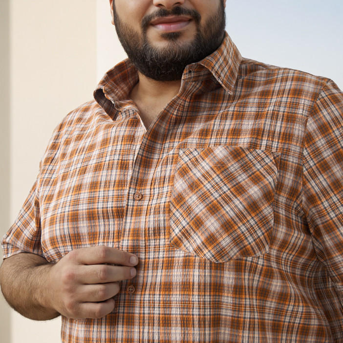 قميص كاروهات بأكمام قصيرة وقصة عادية مقاس كبير-men-clothing-shirts-image-2