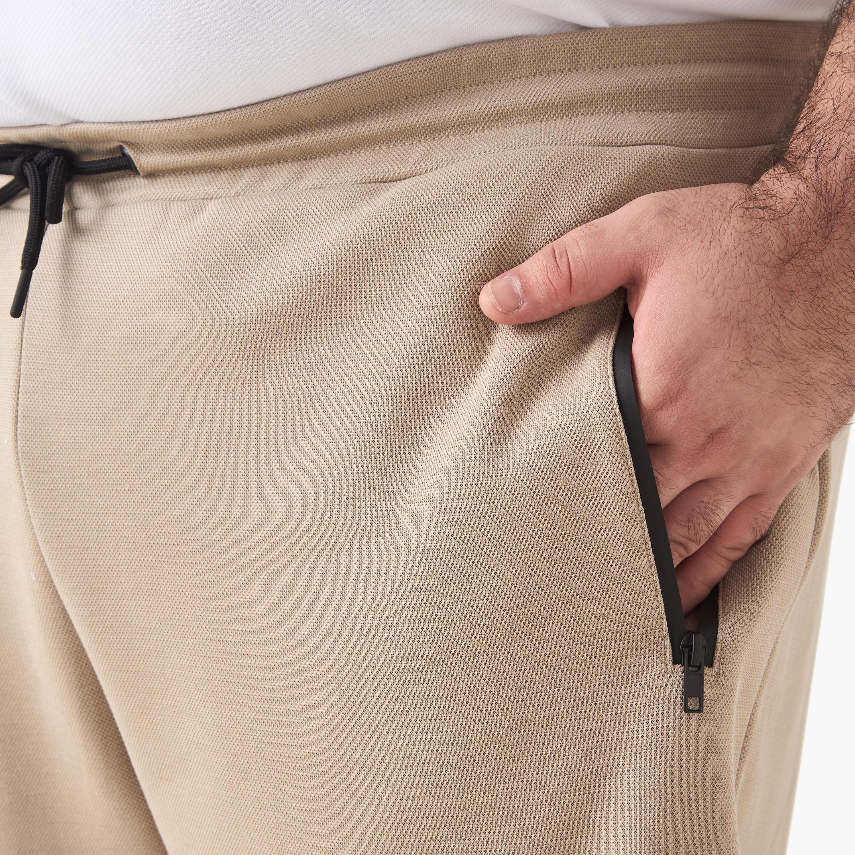 بنطلون رياضي مقاس كبير مع رباط إغلاق وجيوب-men-clothing-bottoms-joggers-image-2