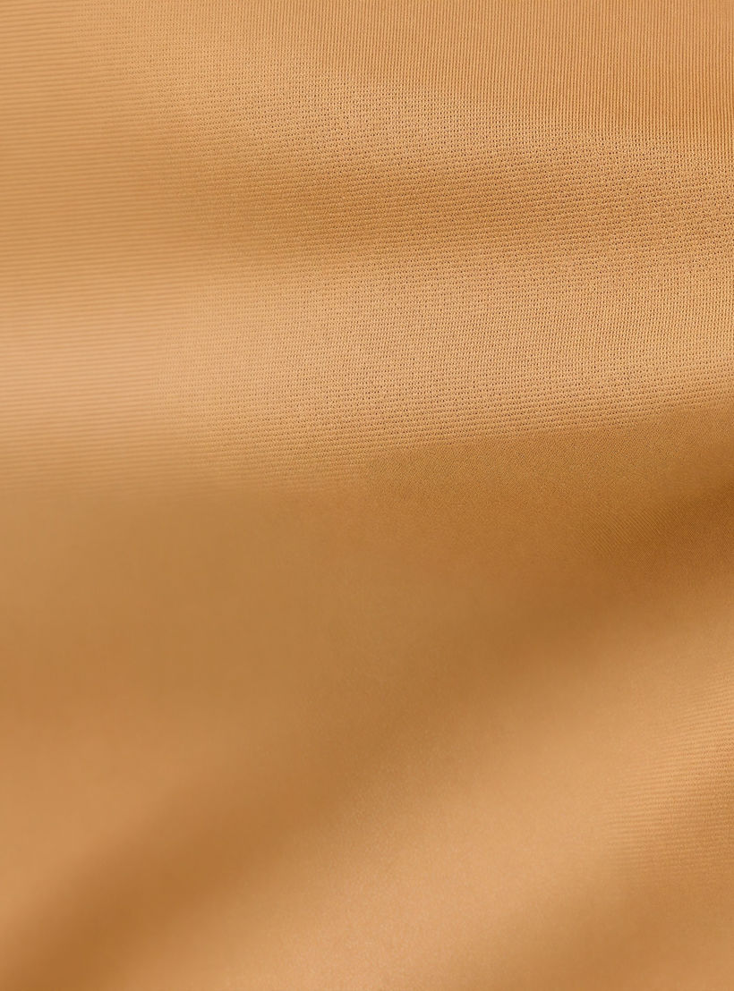 تيشيرت مقاس كبير بنمط مقصوص ومخيط وياقة ضيقة-men-clothing-tshirtsandpolos-tshirts-image-5