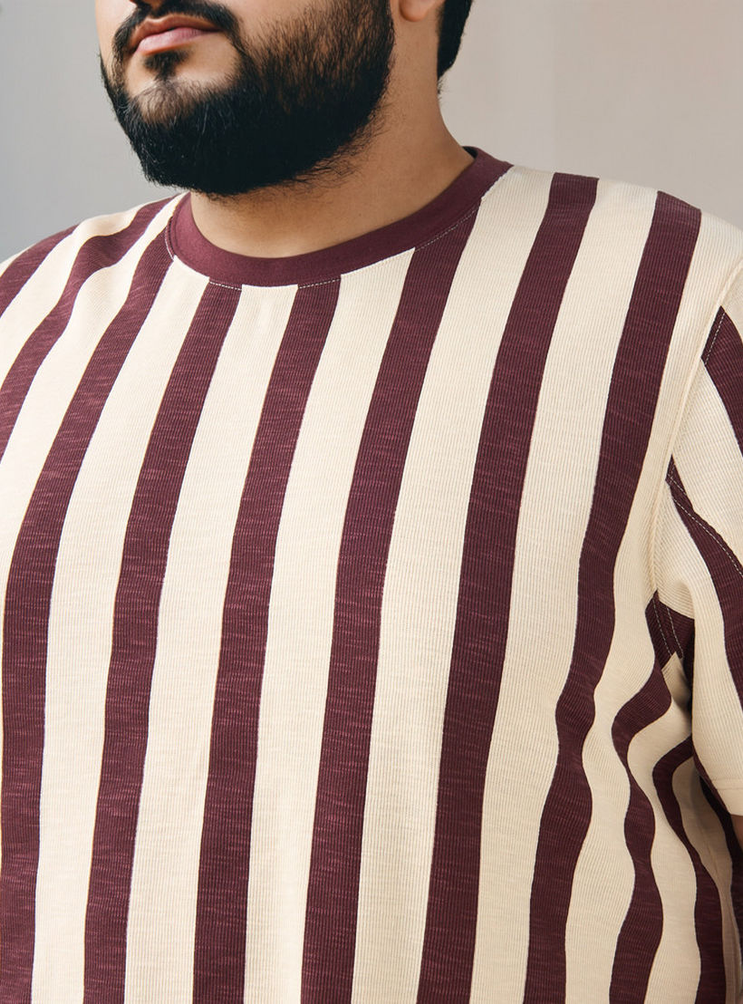 تيشيرت مخطط بياقة ضيقة مقاس كبير-men-clothing-tshirtsandpolos-tshirts-image-2