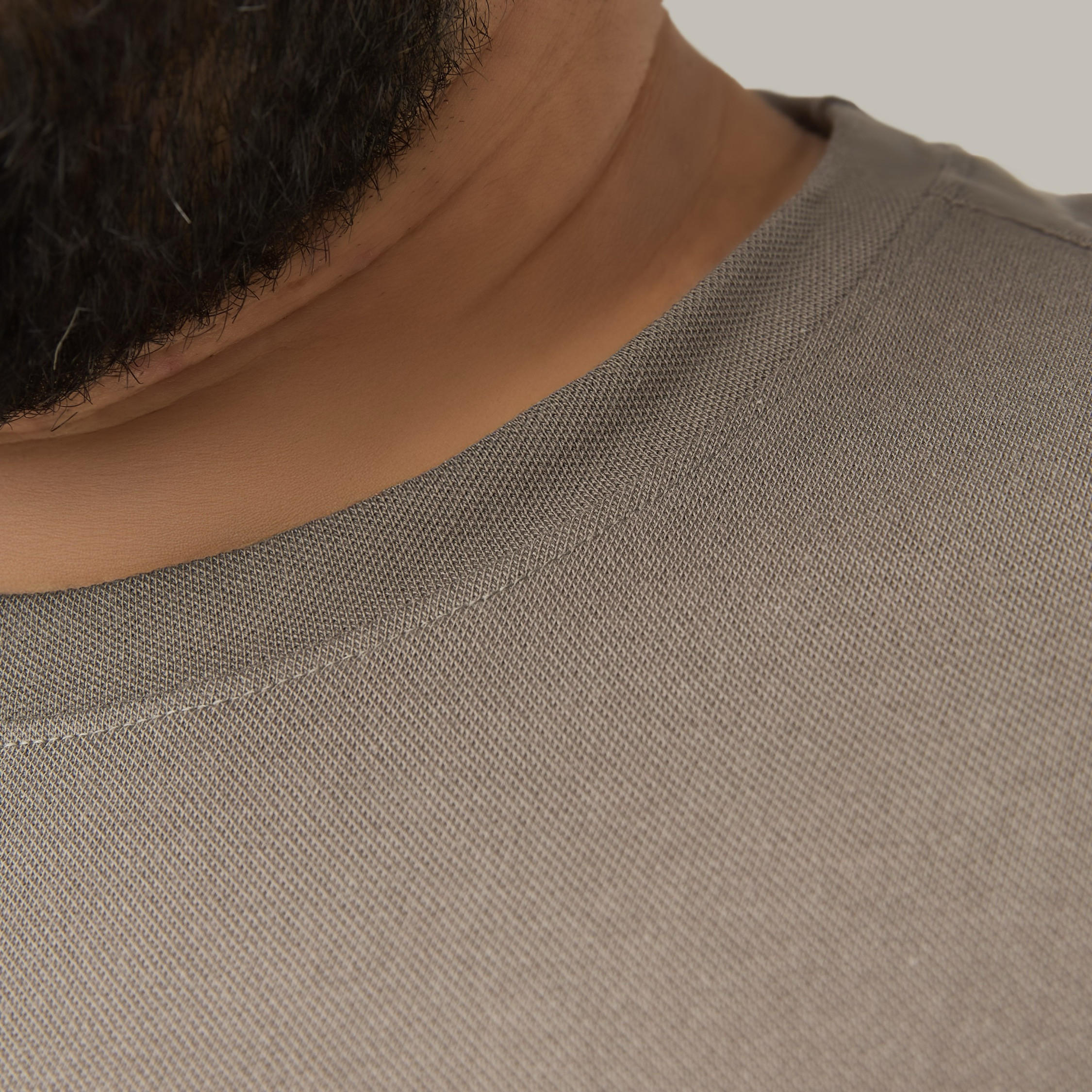 تيشيرت بطبعات شعار-men-clothing-tshirtsandpolos-tshirts-image-5