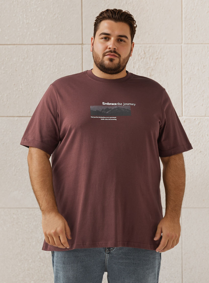 تيشيرت مقاس كبير بطبعات شعار-men-clothing-tshirtsandpolos-tshirts-image-1