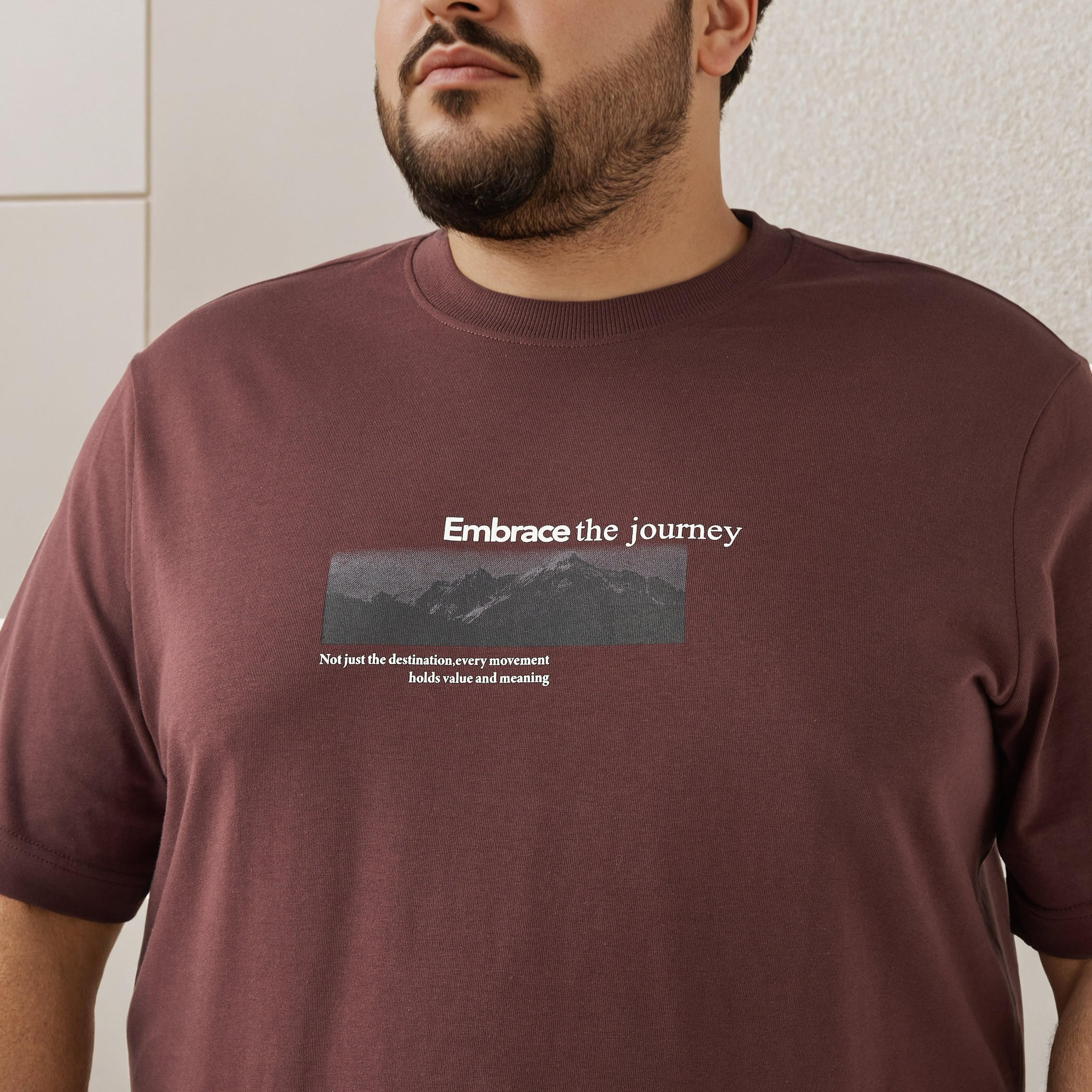 تيشيرت مقاس كبير بطبعات شعار-men-clothing-tshirtsandpolos-tshirts-image-4